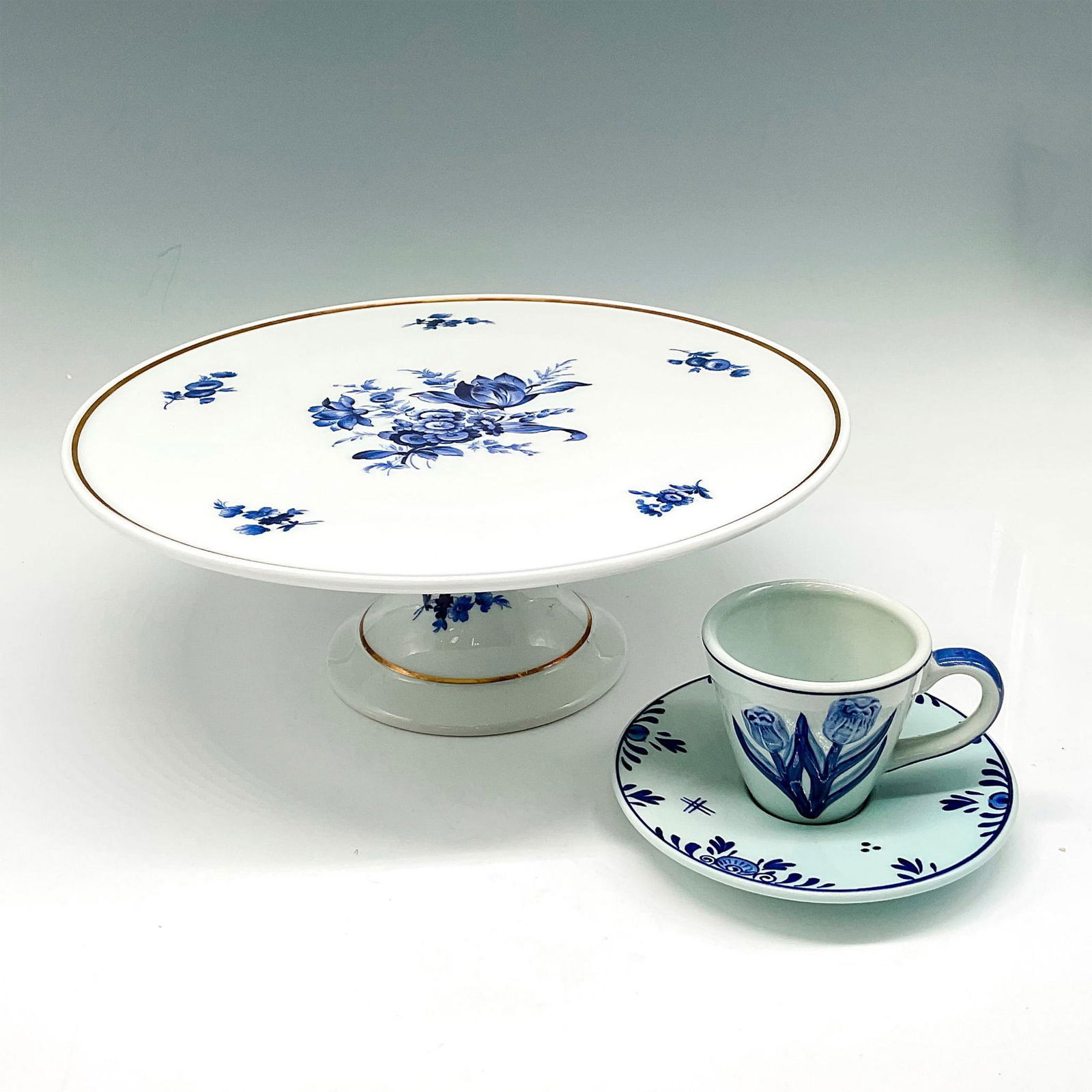 3pc Richard Ginori China Cake Stand + Delft Demitasse w/Saucer (1 of 3)