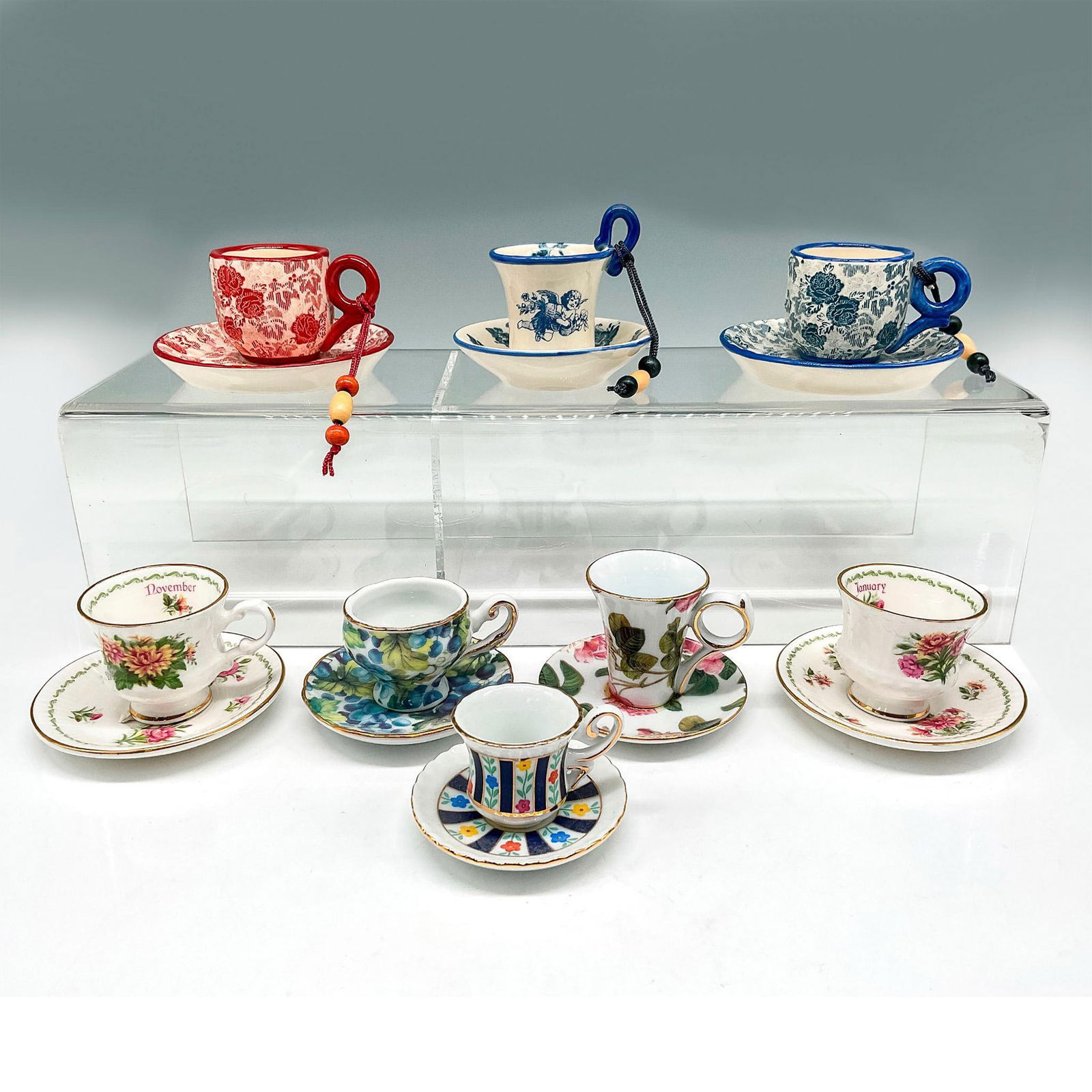 8pc Mixed Lot of Miniature Teacups and Saucers (1 of 2)