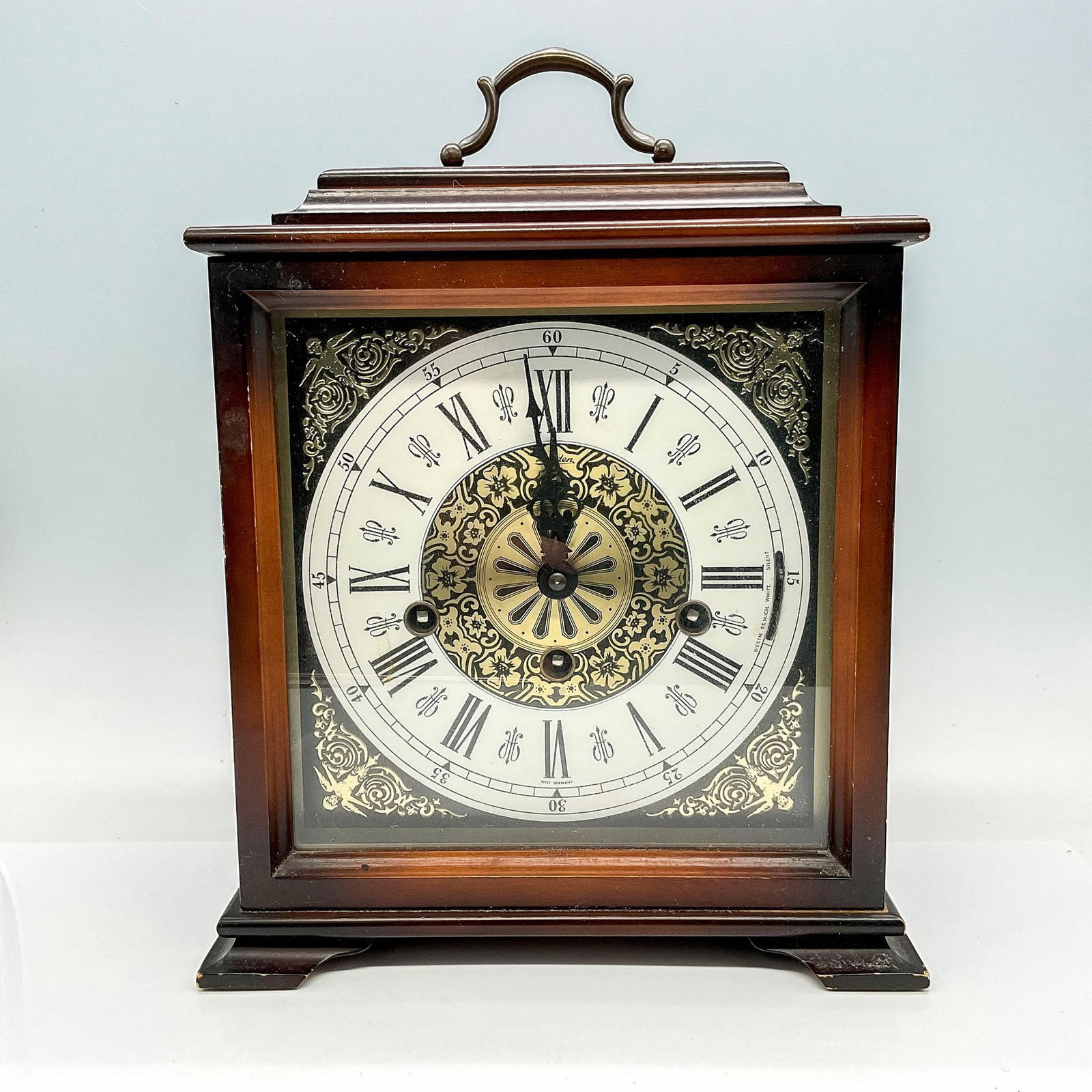 Cuckoo Clock Co. Inc. Mantel Clock (1 of 4)