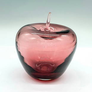 Vintage Blenko Art Glass Apple Figurine: Hand blown glass red-violet figure of an apple. Issued: 20th century Dimensions: 4.25"W x 4.25"H Manufacturer: Blenko Glass Company Country of Origin: United States