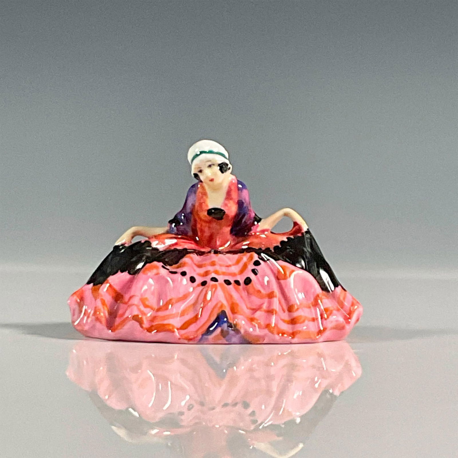 Polly Peachum Mini Colorway - Royal Doulton Figurine (1 of 3)
