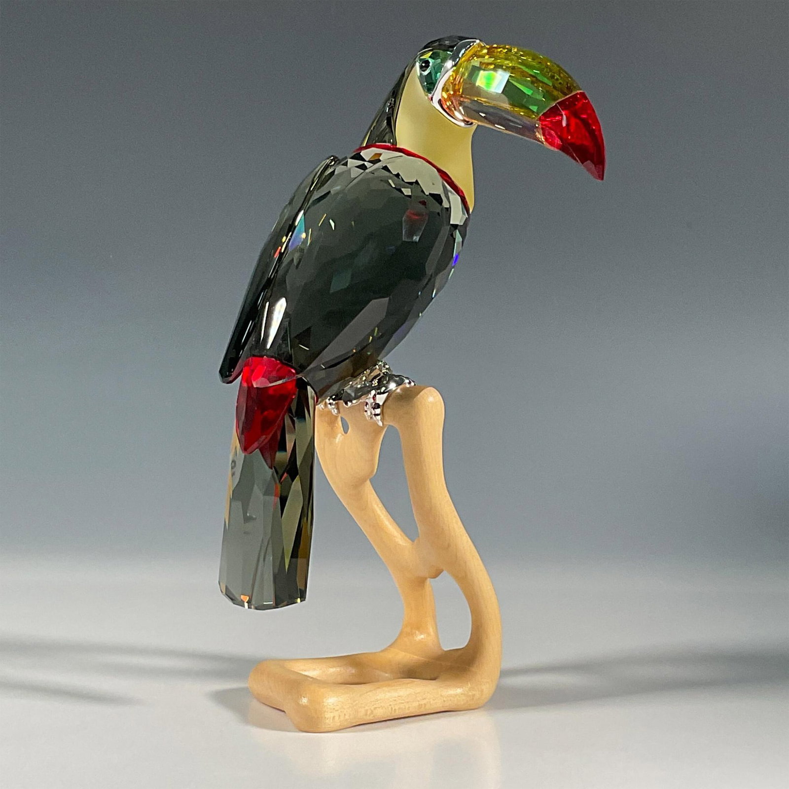 Swarovski Crystal Paradise Birds Figurine, Toucan (1 of 5)