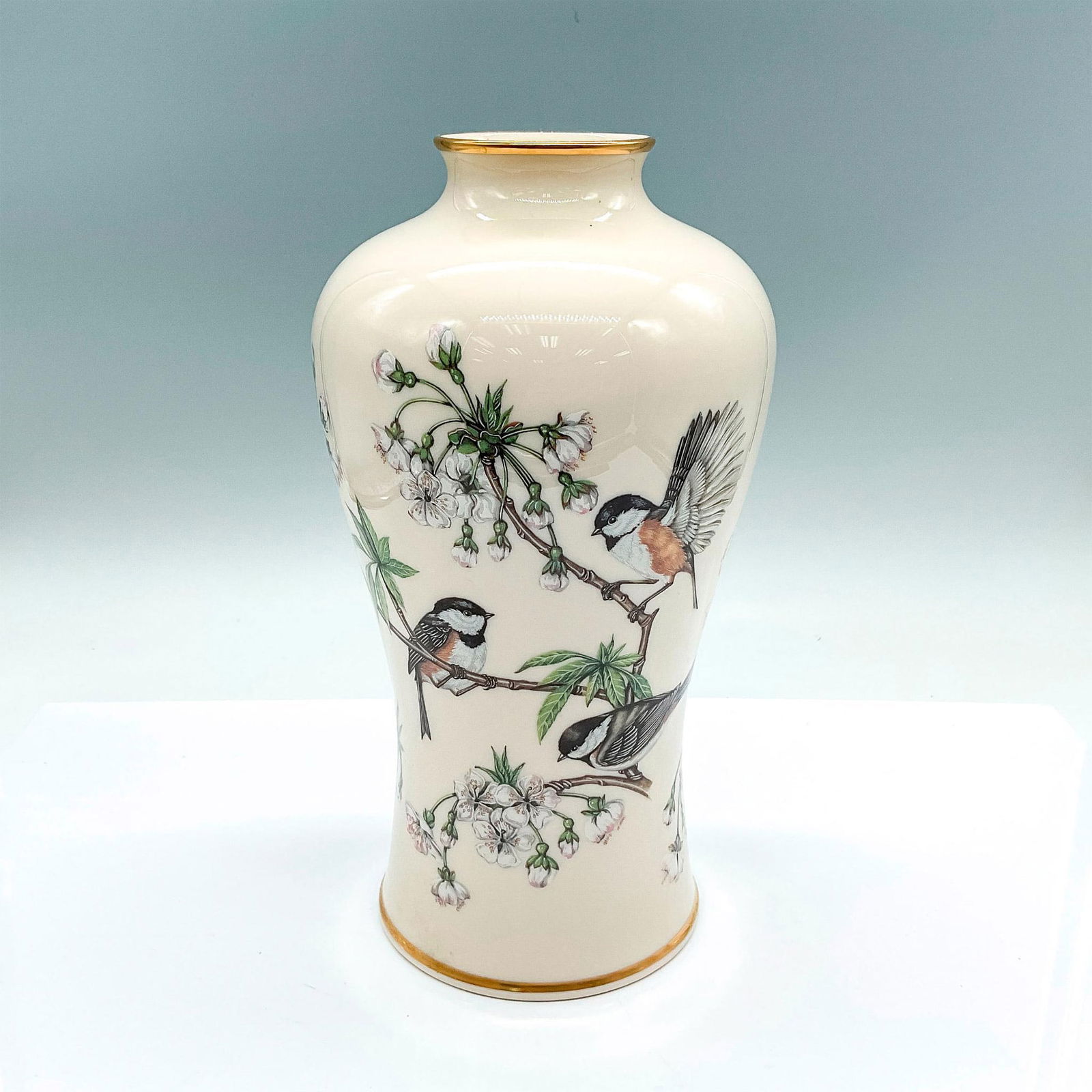 Lenox Fine China Vase, The George Washington (1 of 4)