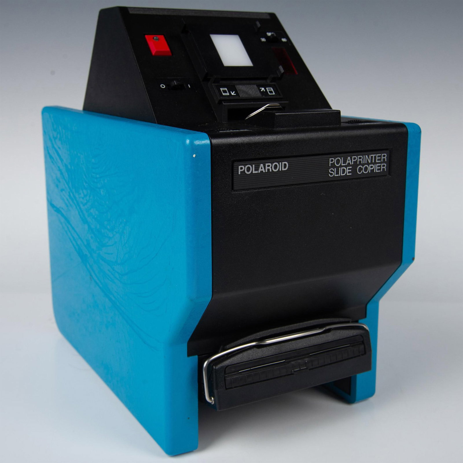 Vintage Polaroid Polaprinter Slide Copier Model 3510: A rare piece of Polaroid ephemera, this colorful and retro Polaroid product was commonly used in schools, laboratories and the print industry to make fast copies of developed slides for review and dis