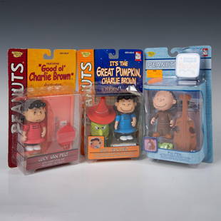 3pc Peanuts Collectible Action Figure Set, Sealed: Capture the essence of Peanuts with three exclusive Charlie Brown action figures! Lucy Van Pelt from The Great Pumpkin wears her blue dress with a green witch mask and red witch hat as accessories. Pi