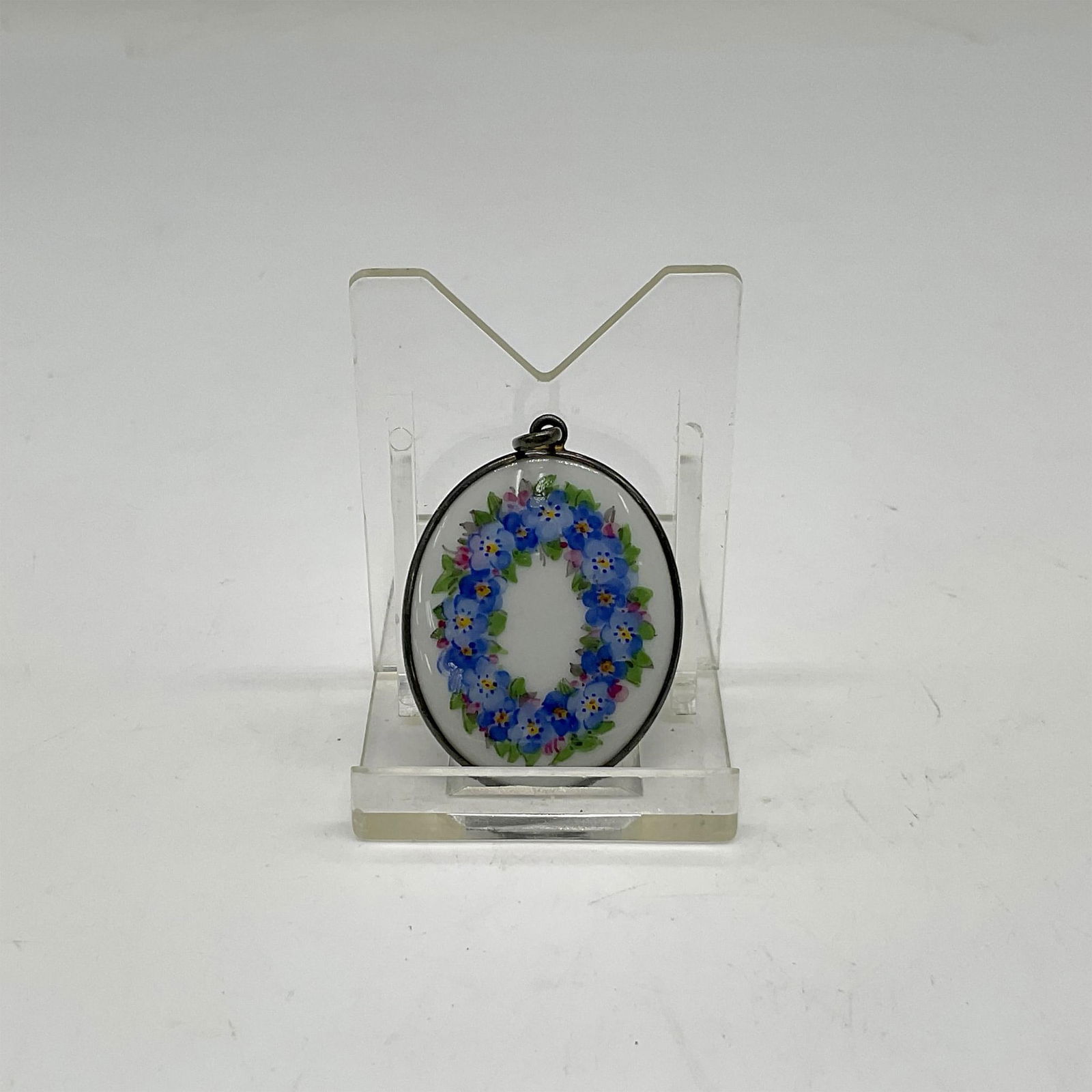 Meissen Floral Porcelain Pendant (1 of 3)