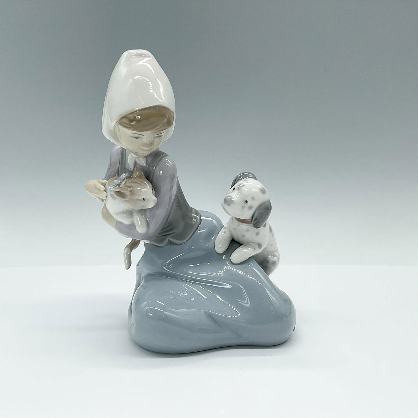 Lladro Porcelain Figurine Little Friskies 1005032 (1 of 3)