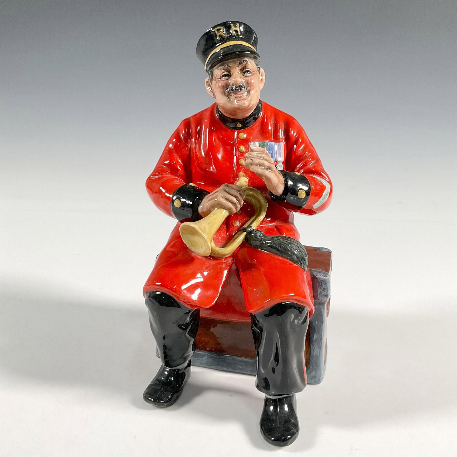 Past Glory - HN2484 - Royal Doulton Figurine: Artist: Mary Nicoll Issued: 1973 - 1979 Dimensions: 7.5"H Manufacturer: Royal Doulton Country of Origin: England