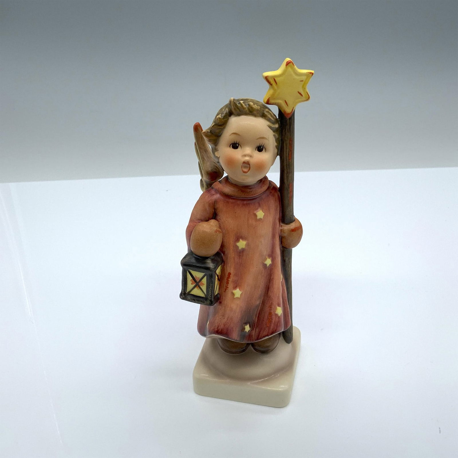 Goebel Hummel Porcelain Figurine, Christmas Song 343 (1 of 4)