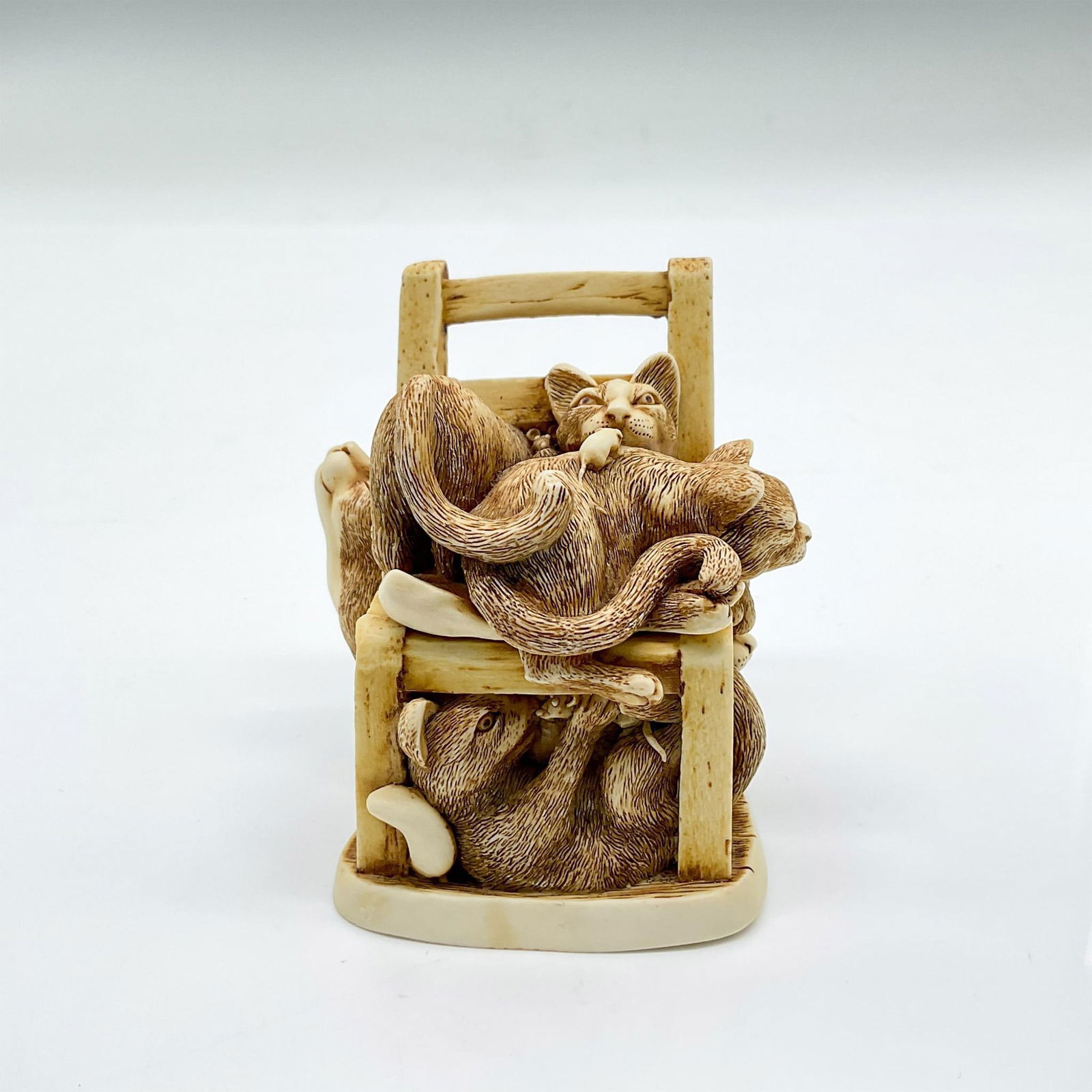 Harmony Kingdom Treasure Box, Rumble Seat, Cats (1 of 6)