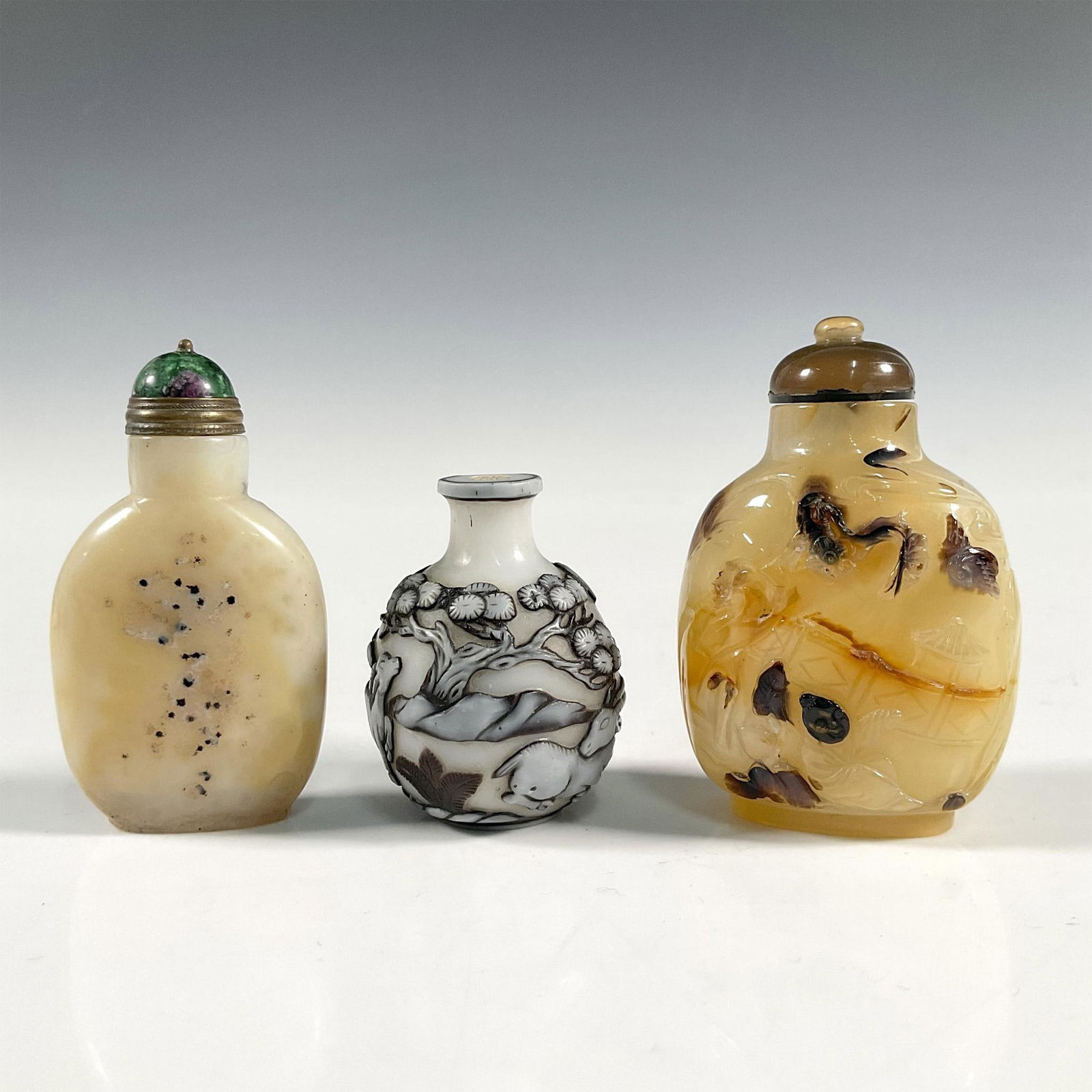 Group of Three Chinese Hardstone and Glass Snuff Bottles (1 of 3)