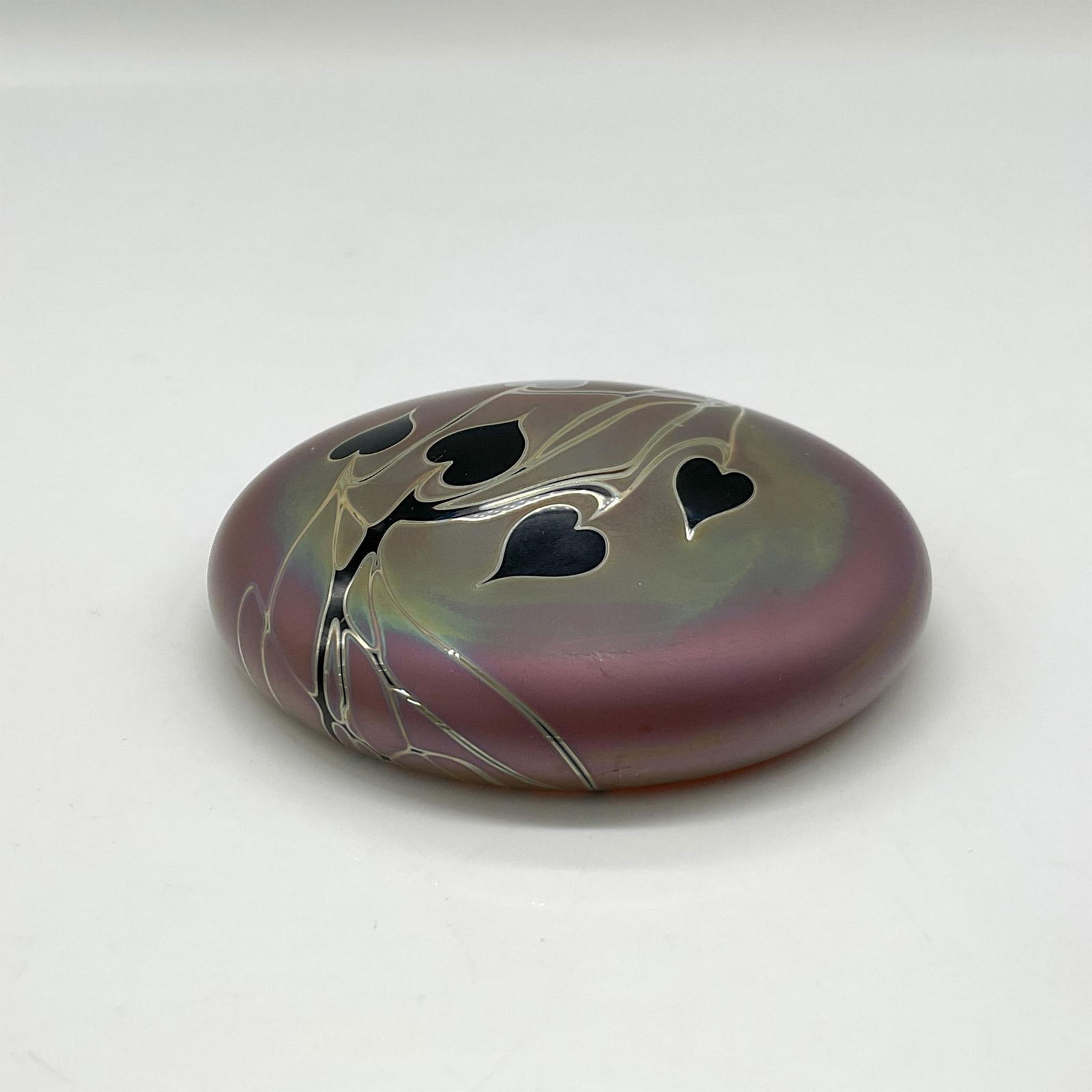 Craig Zweifel Art Glass Heart and Vine Paperweight (1 of 3)