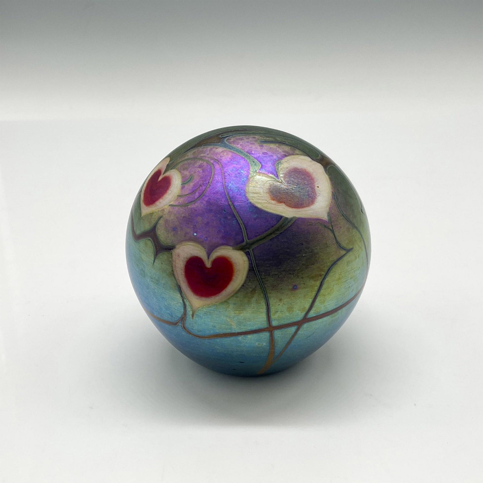 Vandermark Art Glass Paperweights, Heart (1 of 3)