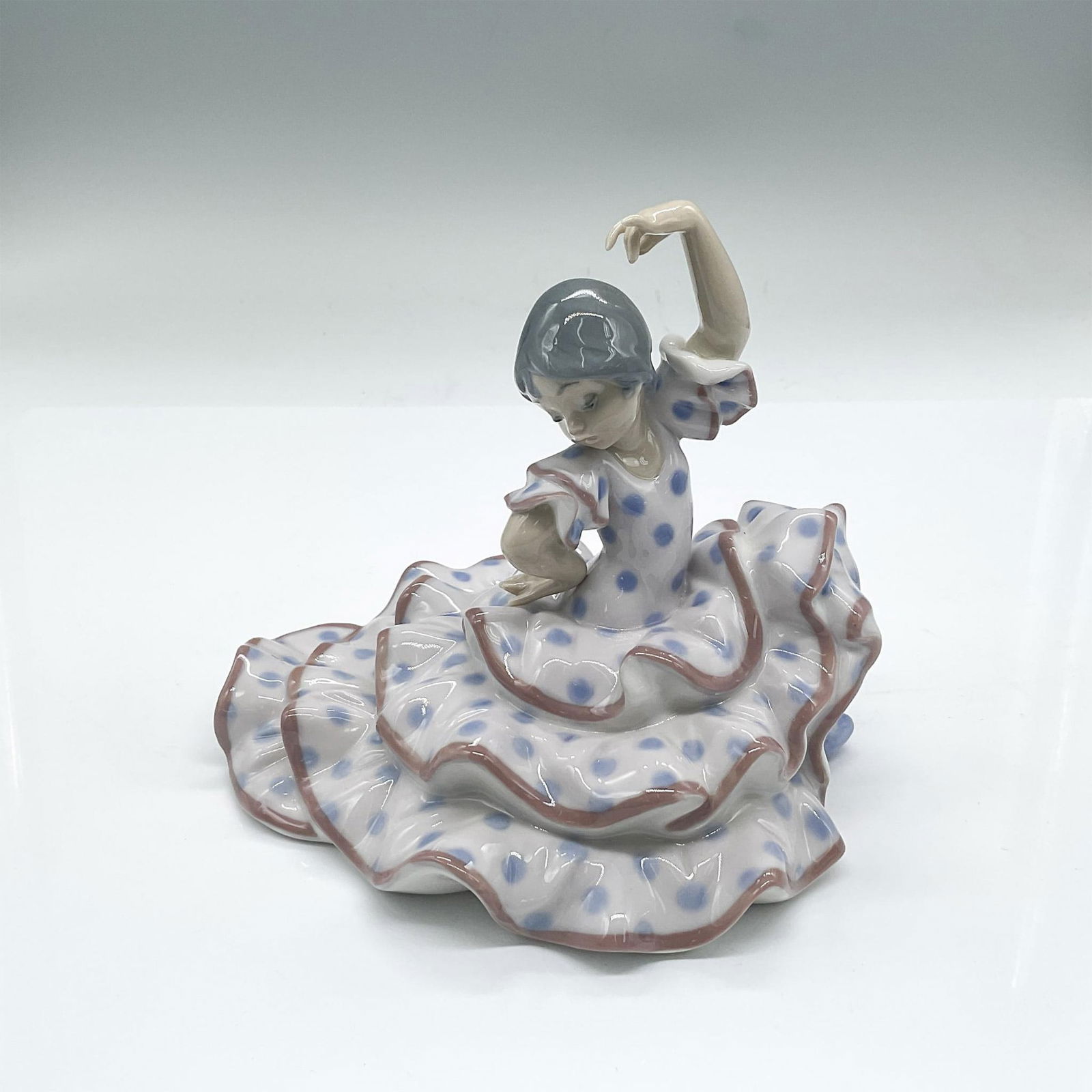 Lladro Porcelain Figurine, Spanish Dancer (1 of 3)