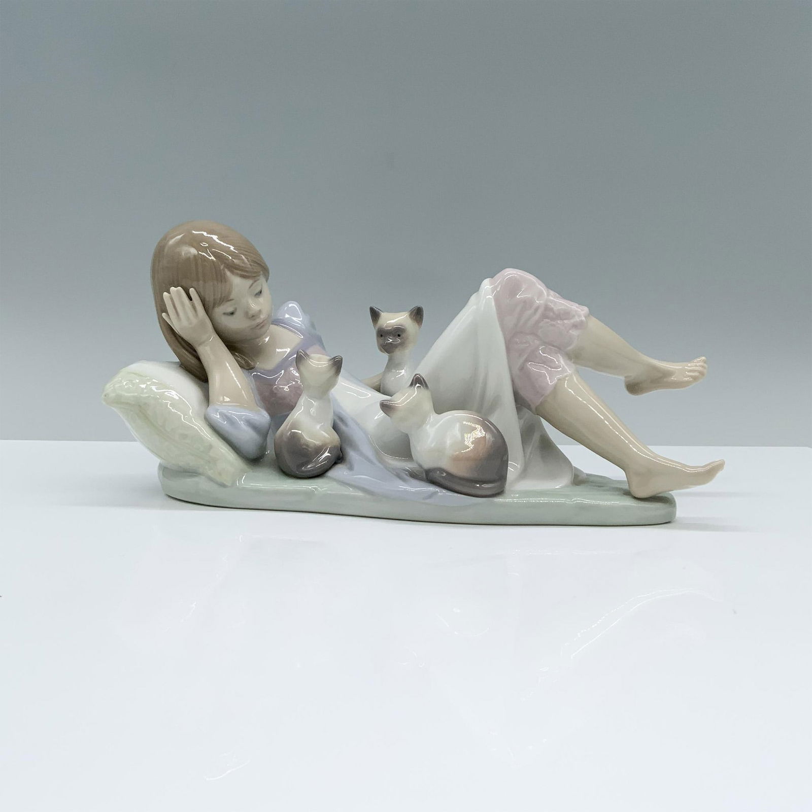 Lladro Porcelain Figurine, Interrupted Nap 1005760 (1 of 3)
