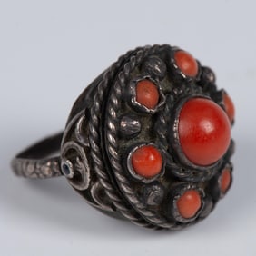 Antique Export Silver Poison Ring with Chinese Coral