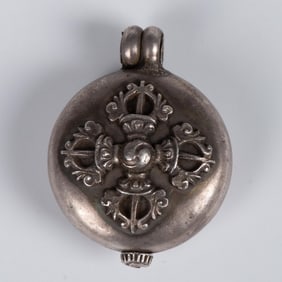 Tibetan Silver Gau Prayer Box