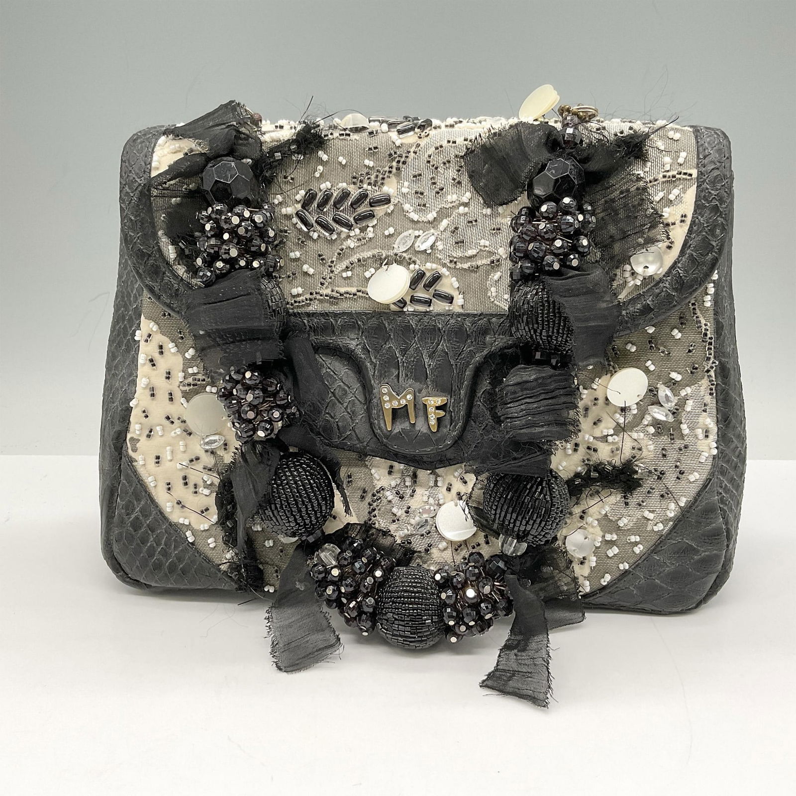 Mary Frances Beaded Handbag (1 of 4)