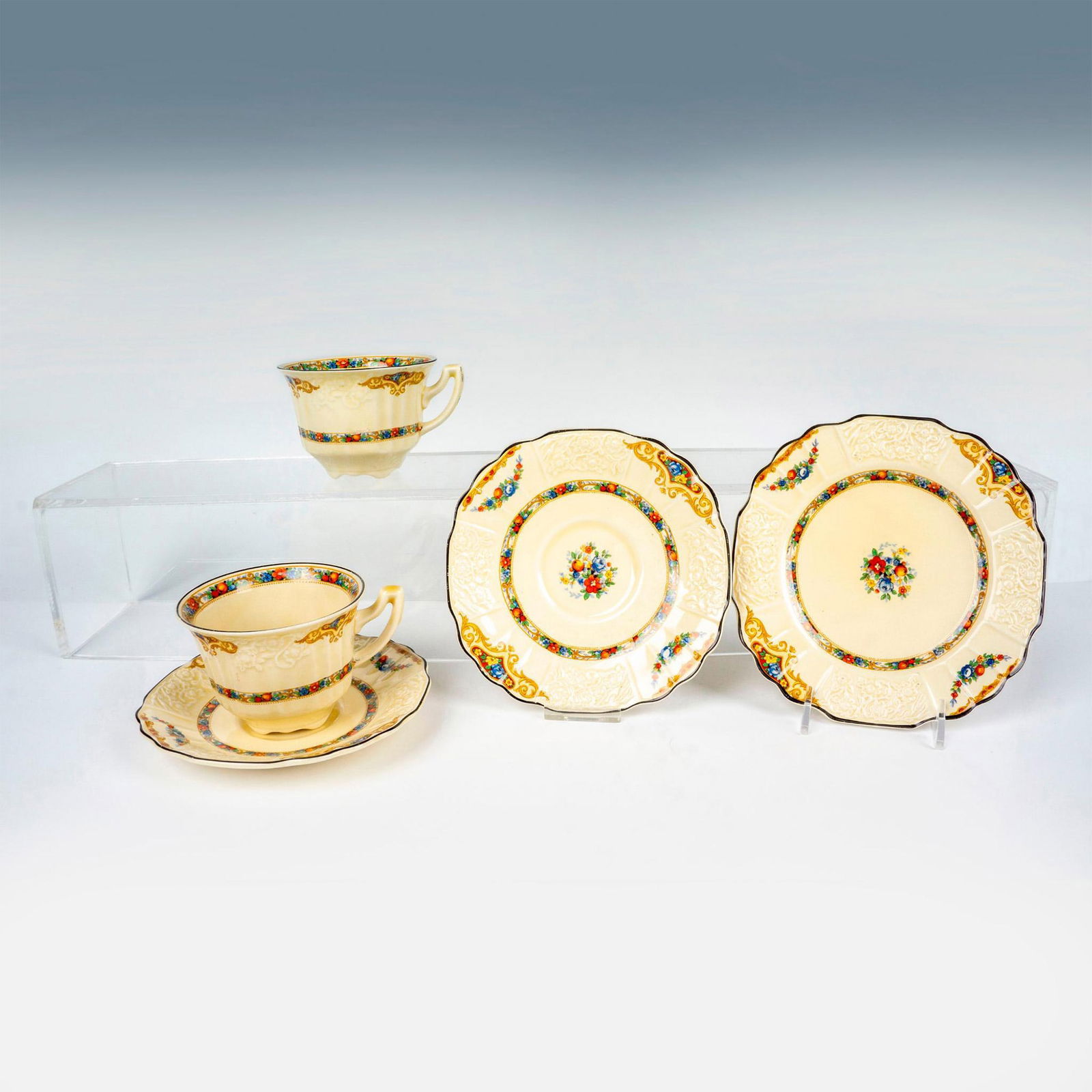 5pc Vintage Myott Sons & Co. Teacups and Saucers (1 of 4)