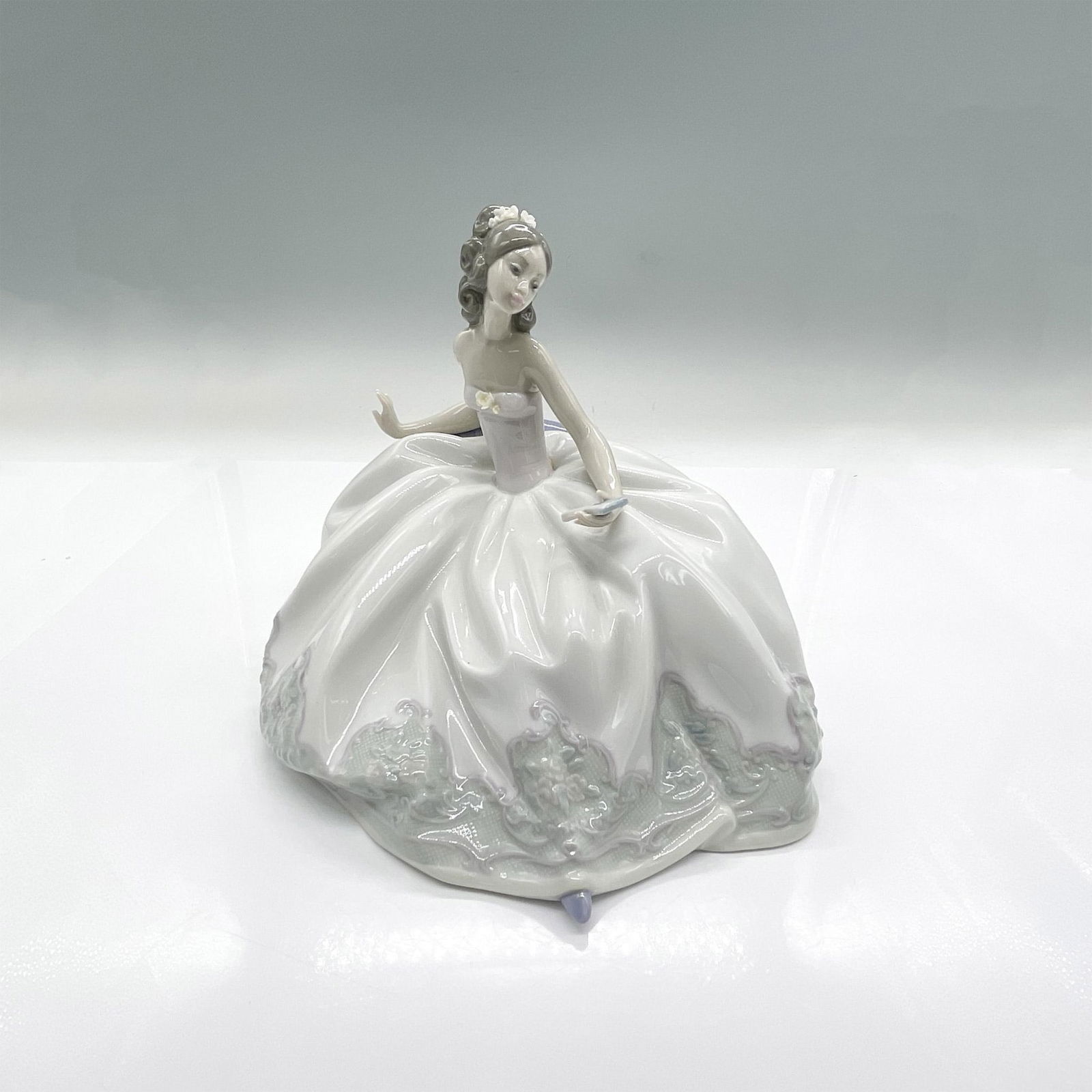Lladro Porcelain Figurine, Belle of the Ball (1 of 3)