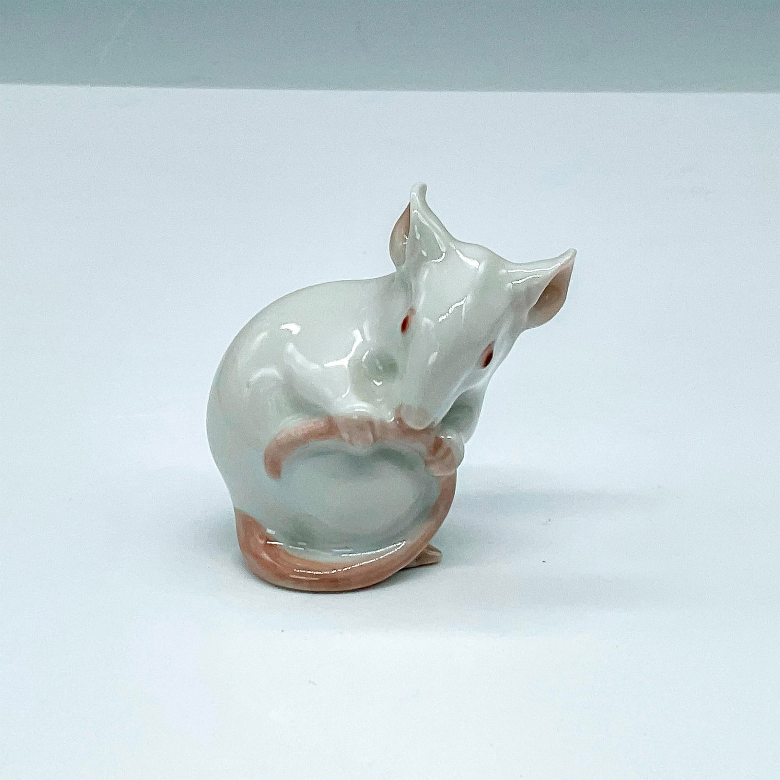 Bing & Grondahl Porcelain Figurine, White Mouse 1728 (1 of 3)