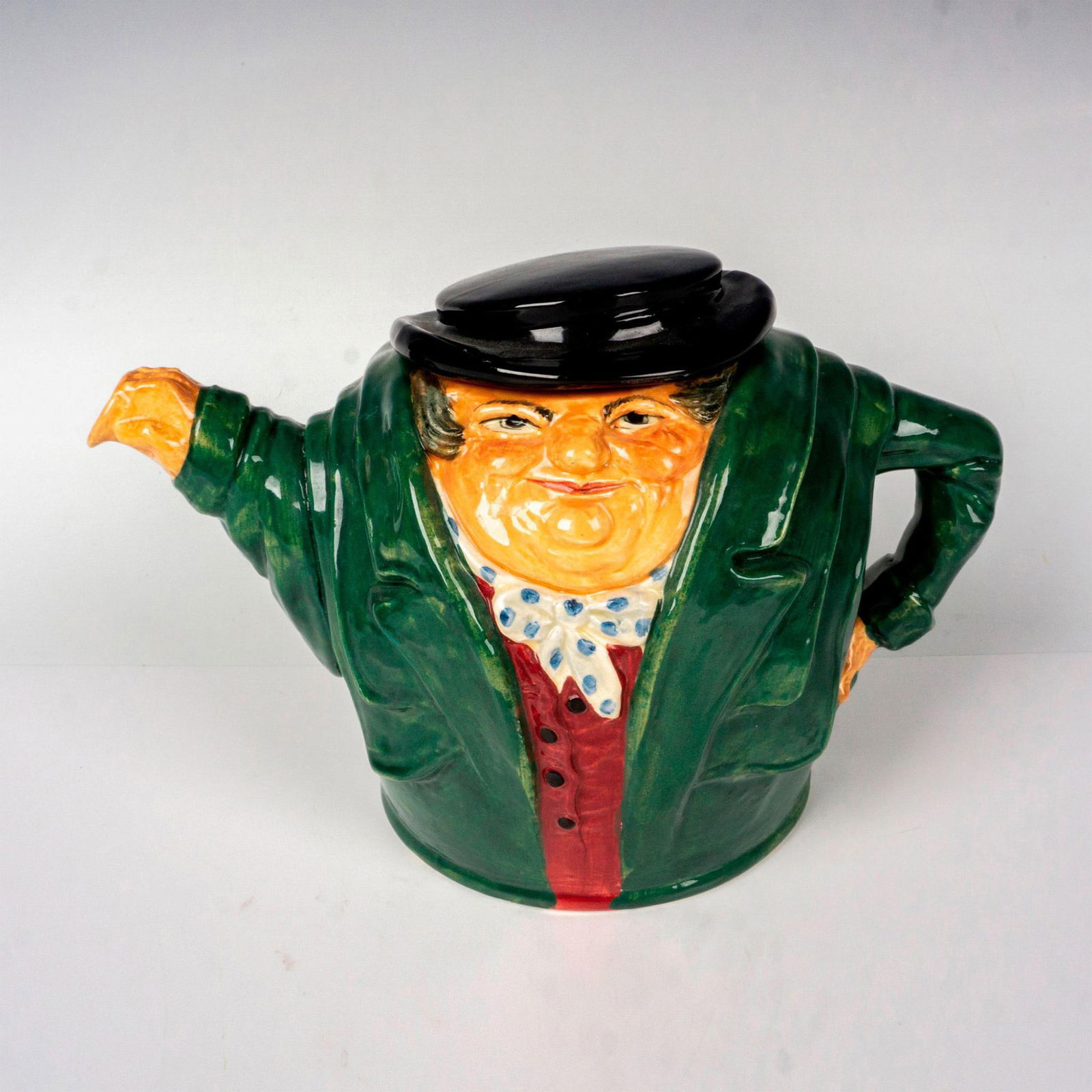 Royal Doulton Teapot, Tony Weller D6016 (1 of 3)