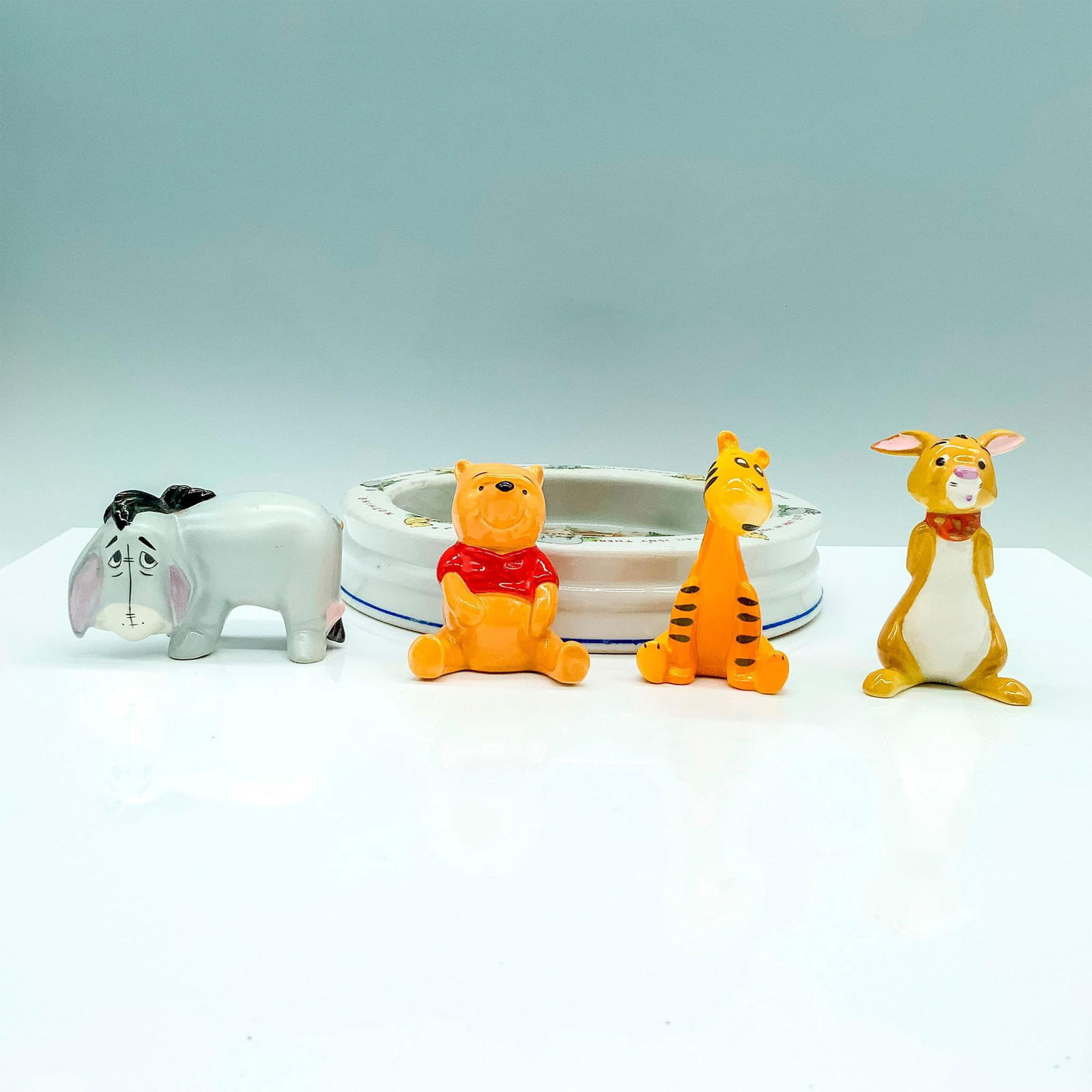 5pc Winnie the Pooh Beswick Figurines and Oatmeal Bowl Set (1 of 4)