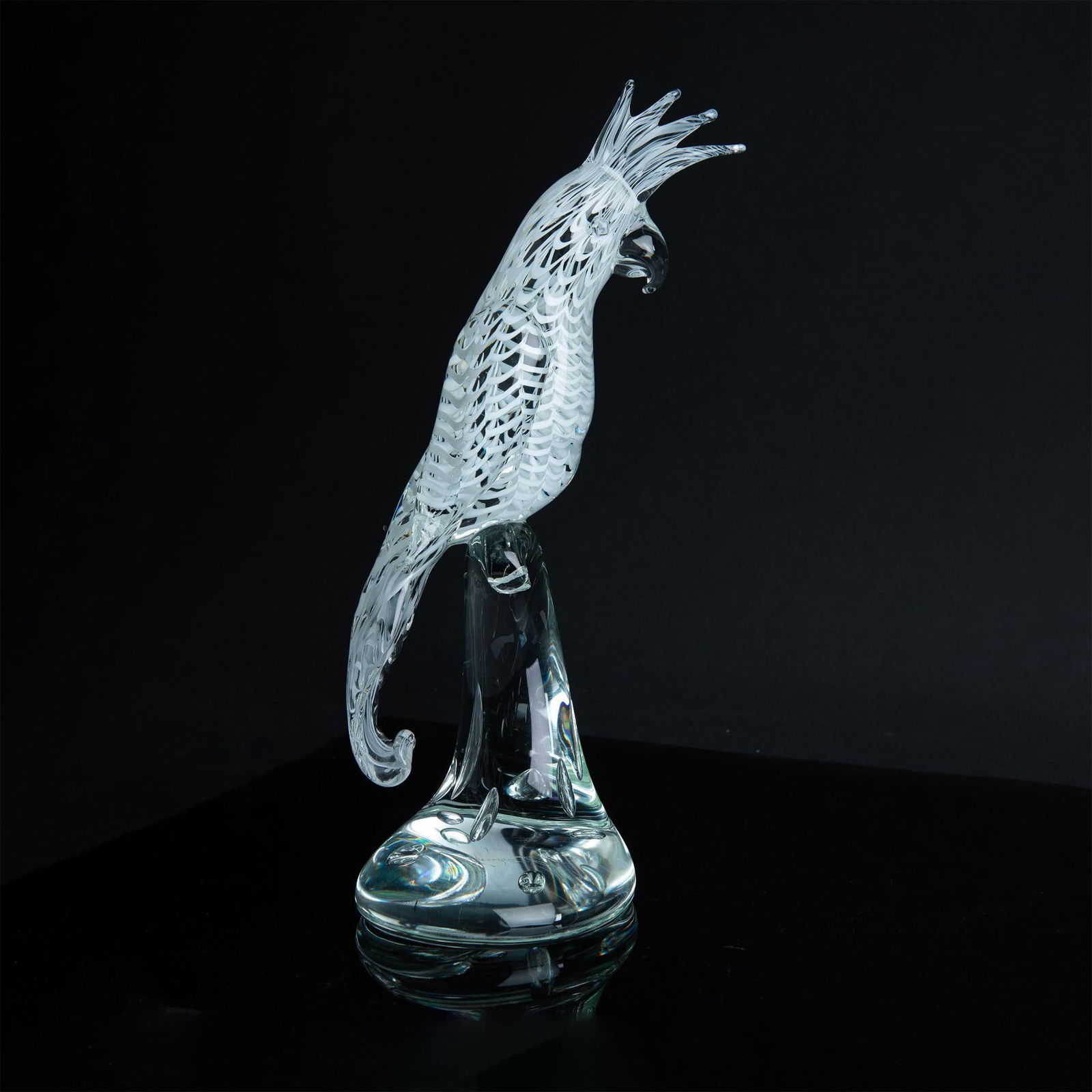 Murano Licio Zanetti Cockatoo Art Glass Sculpture, Signed: Hand blown clear glass with white striations. Signed by the artist. Artist: Licio Zanetti Dimensions: 7.25"L x 7.25"W x 18.75"H Manufacturer: Murano Glass Country of Origin: Italy