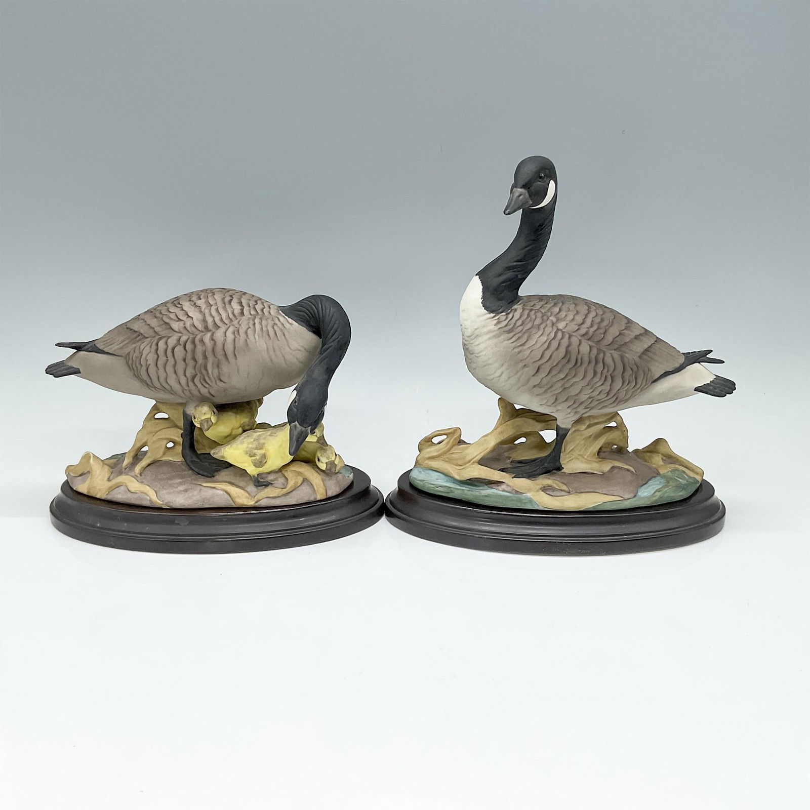 2pc Boehm Figurines, Canada Geese 408N (1 of 4)
