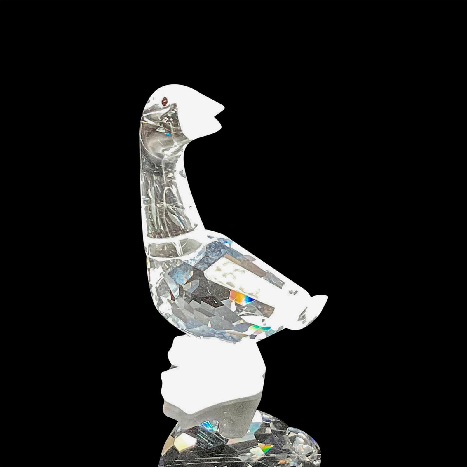 Swarovski Silver Crystal Figurine, Dick Gosling: Figural has clear smooth crystal neck with faceted body, black inset eyes, satin crystal beak and feet. Swarovski backstamp. 7613 000 004. This item has its original box: 2.5"H x 3.25"dia. Certificate