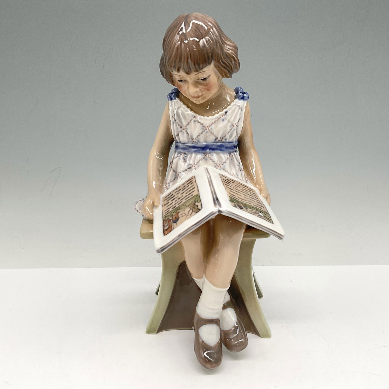 Dahl-Jensen Porcelain Figurine, Girl with Book (1 of 3)