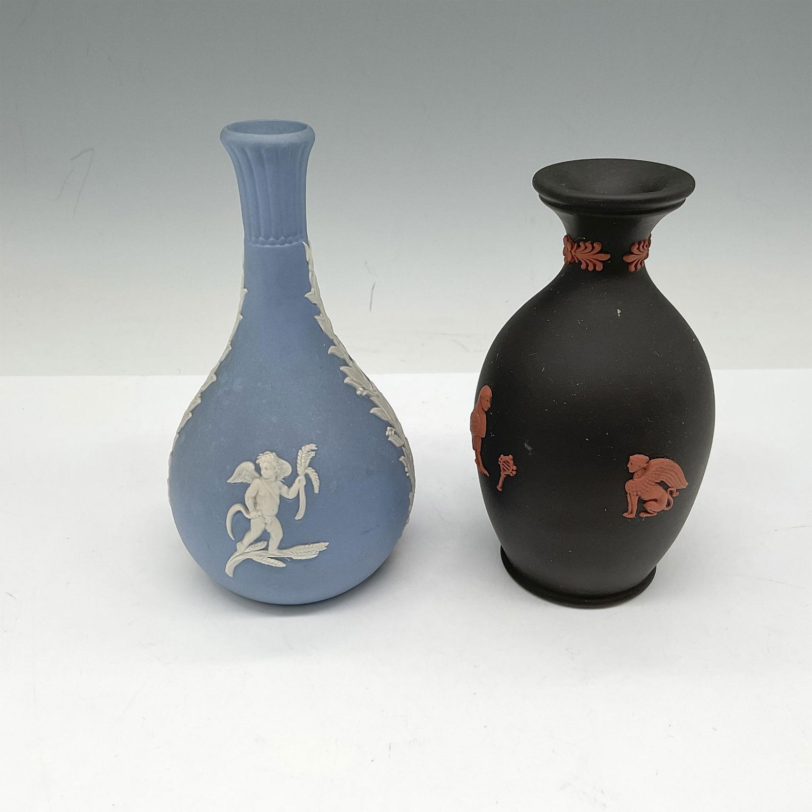 2pc Wedgwood Bud Vases, Blue and Black Jasper (1 of 3)