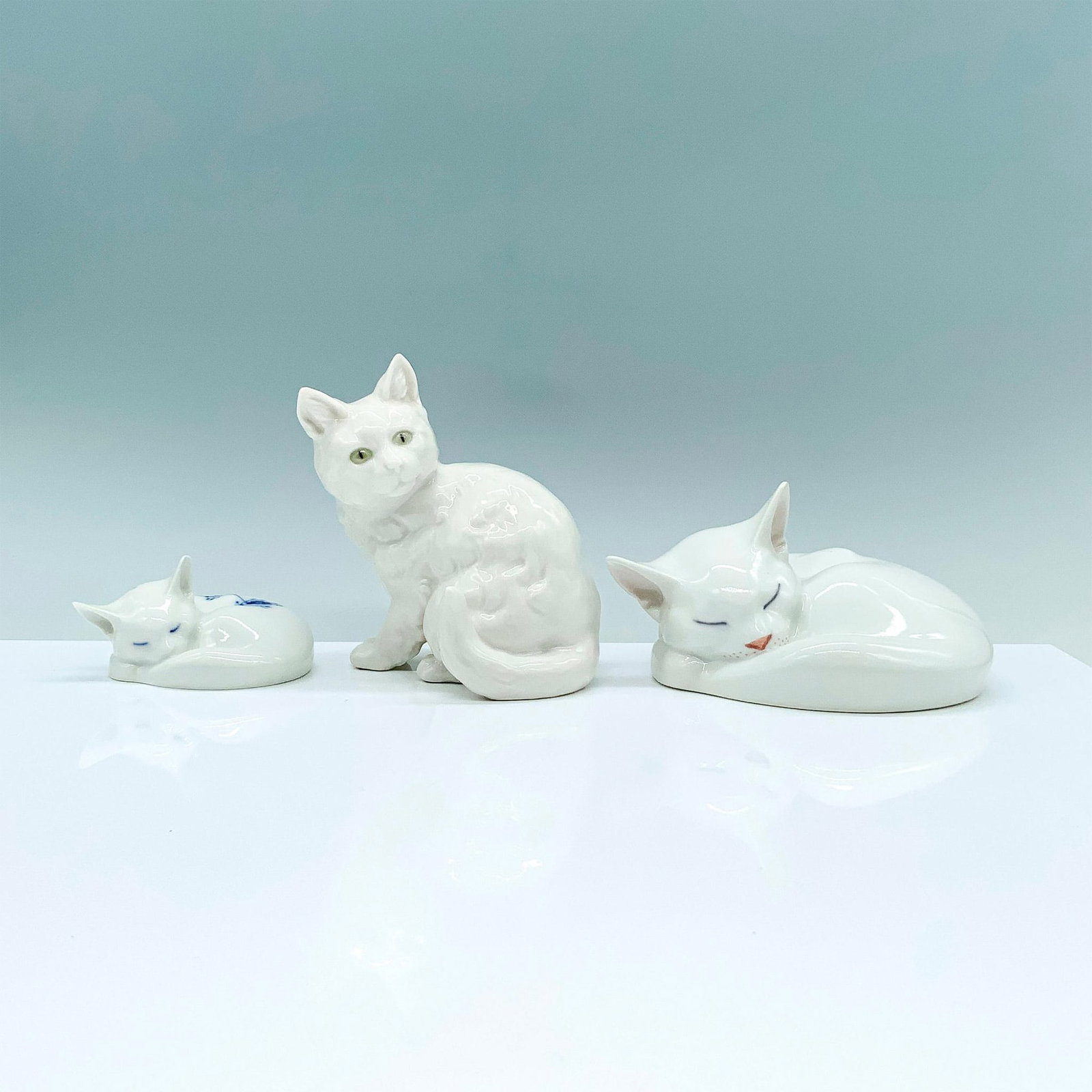 3pc Royal Copenhagen & Hutschenreuther Figurines, Cats (1 of 3)