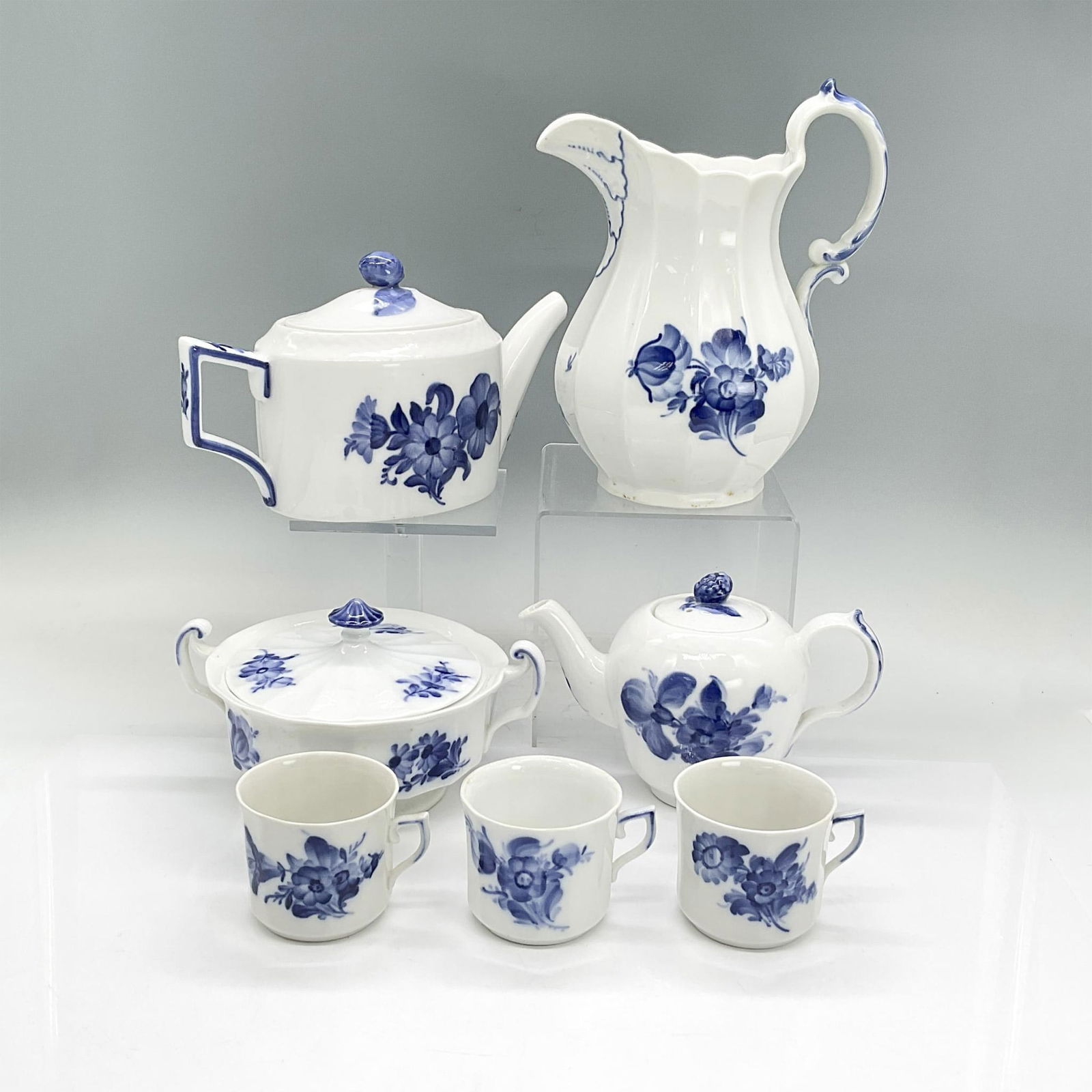 7pc Royal Copenhagen Tea Service, Teapots/Cups/Sugar/Pitcher (1 of 13)
