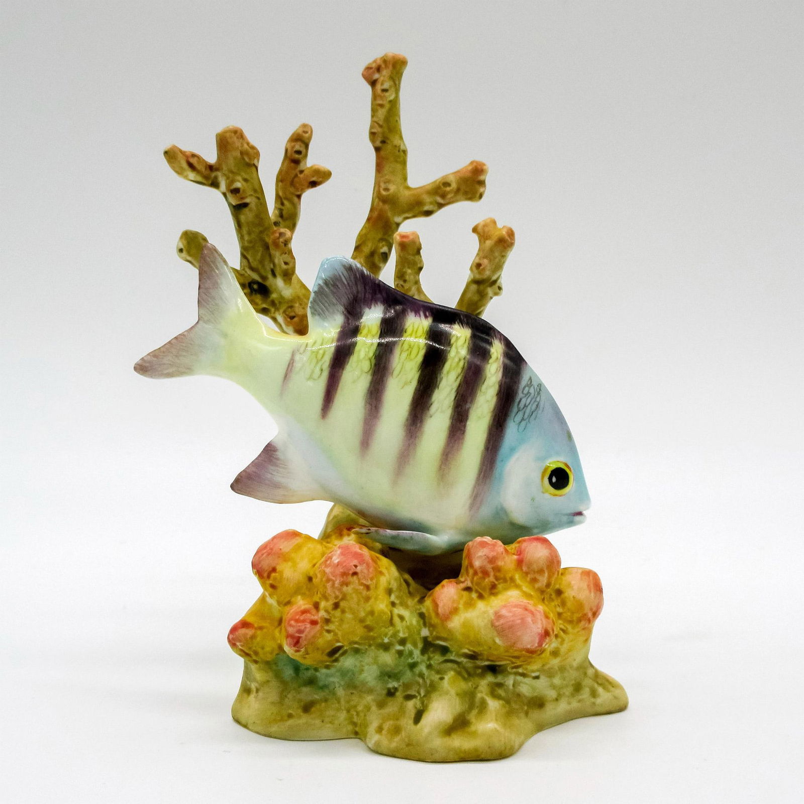 Royal Worcester Porcelain Figurine, Sergeant Major 3575 (1 of 3)