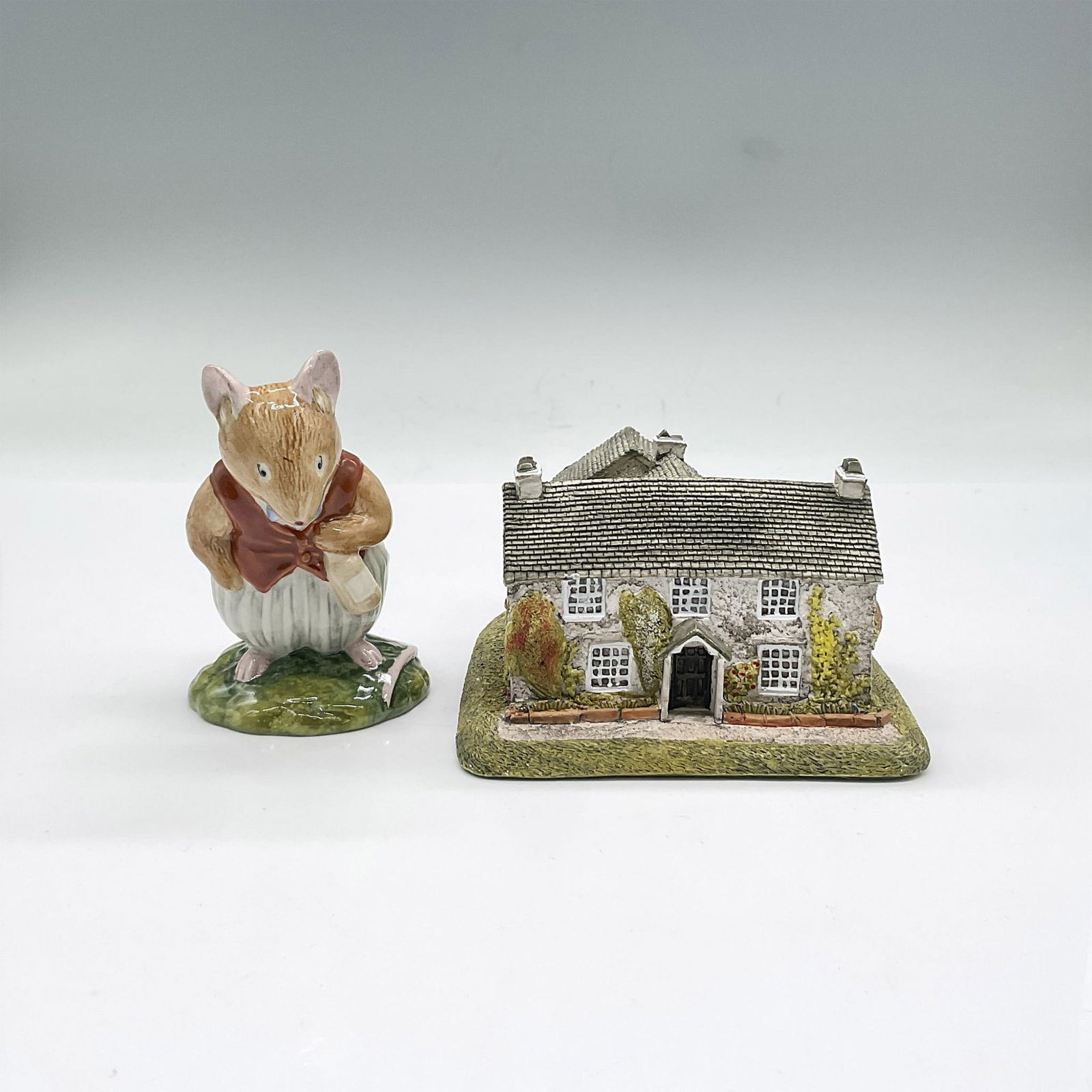 2pc Figurines, Royal Doulton Basil, Beatrix Potter's Hill Top (1 of 3)