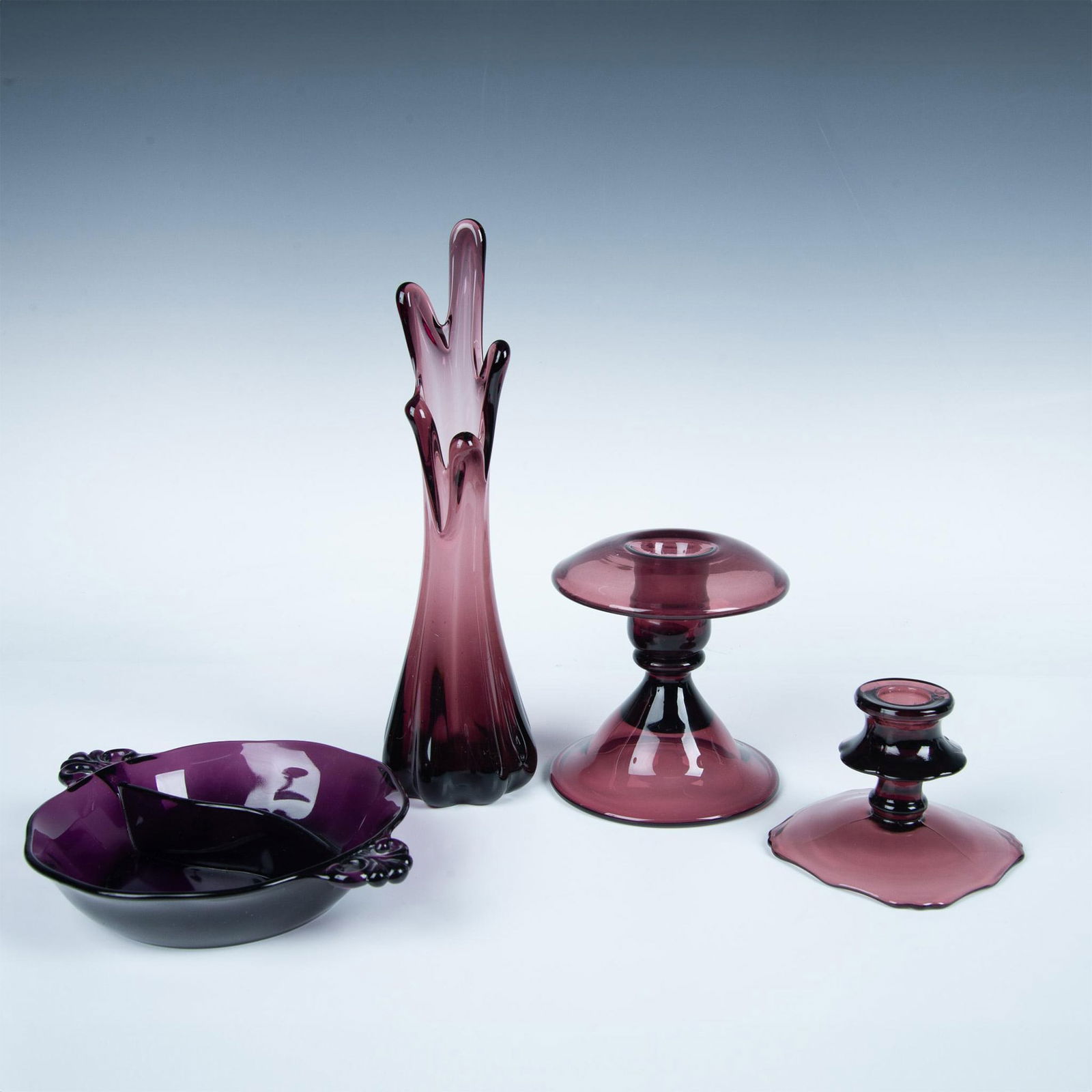 4pc Assorted Vintage Glass Table Decor (1 of 7)