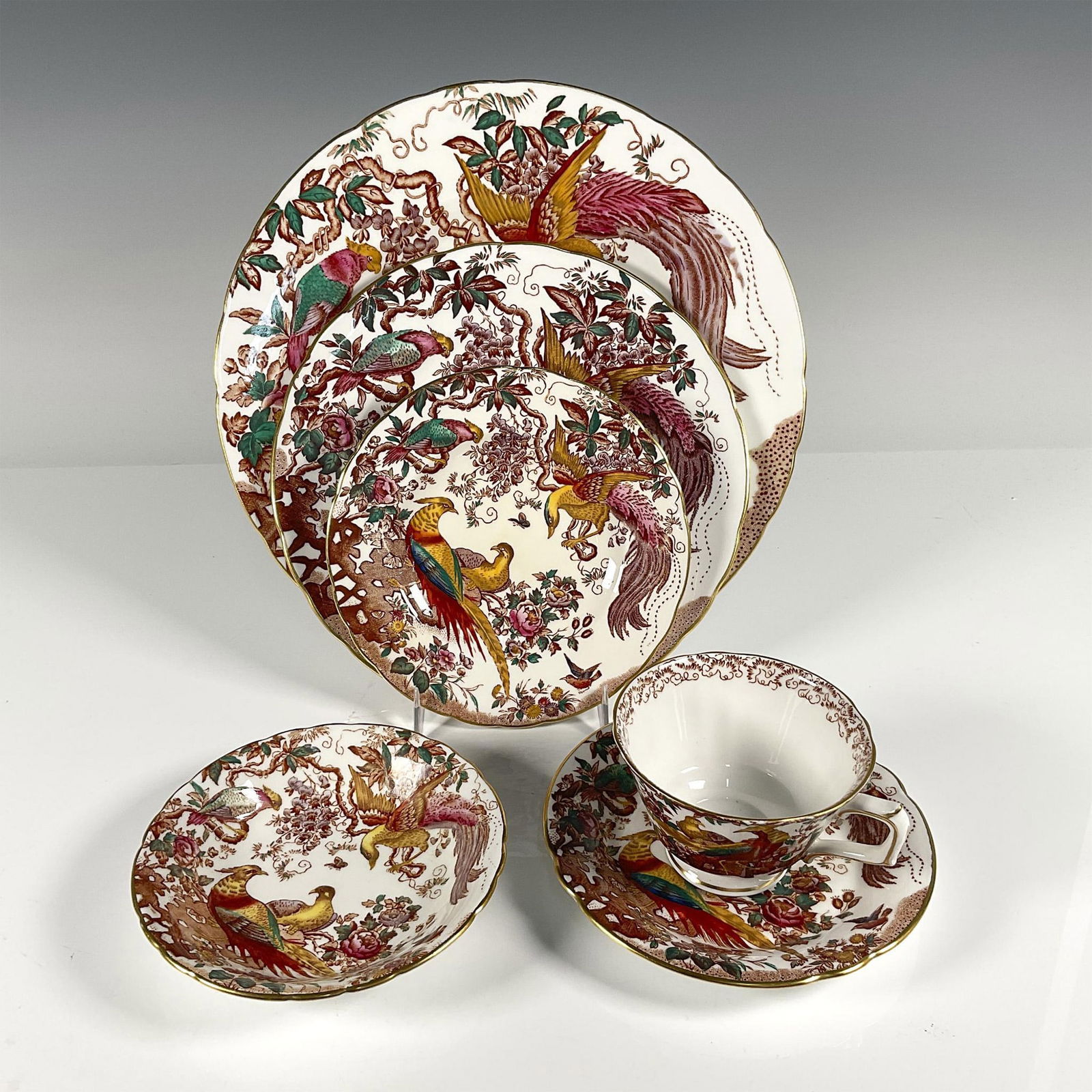 6pc Royal Crown Derby Porcelain China, Olde Avesbury (1 of 2)