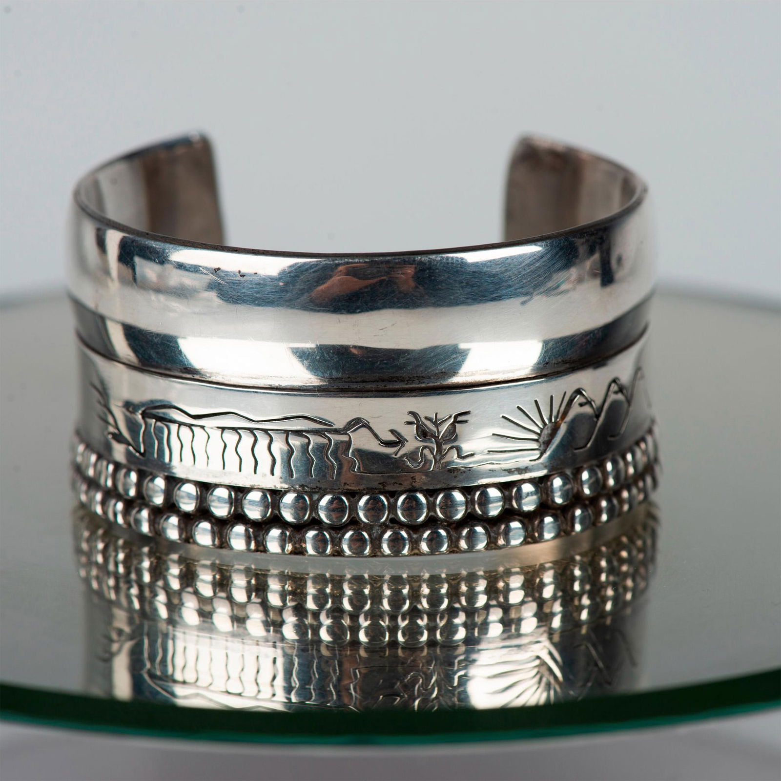 Larry PachecoKewa Heavy Southwestern Etched Sterling Silver Cuff Bracelet (1 of 7)