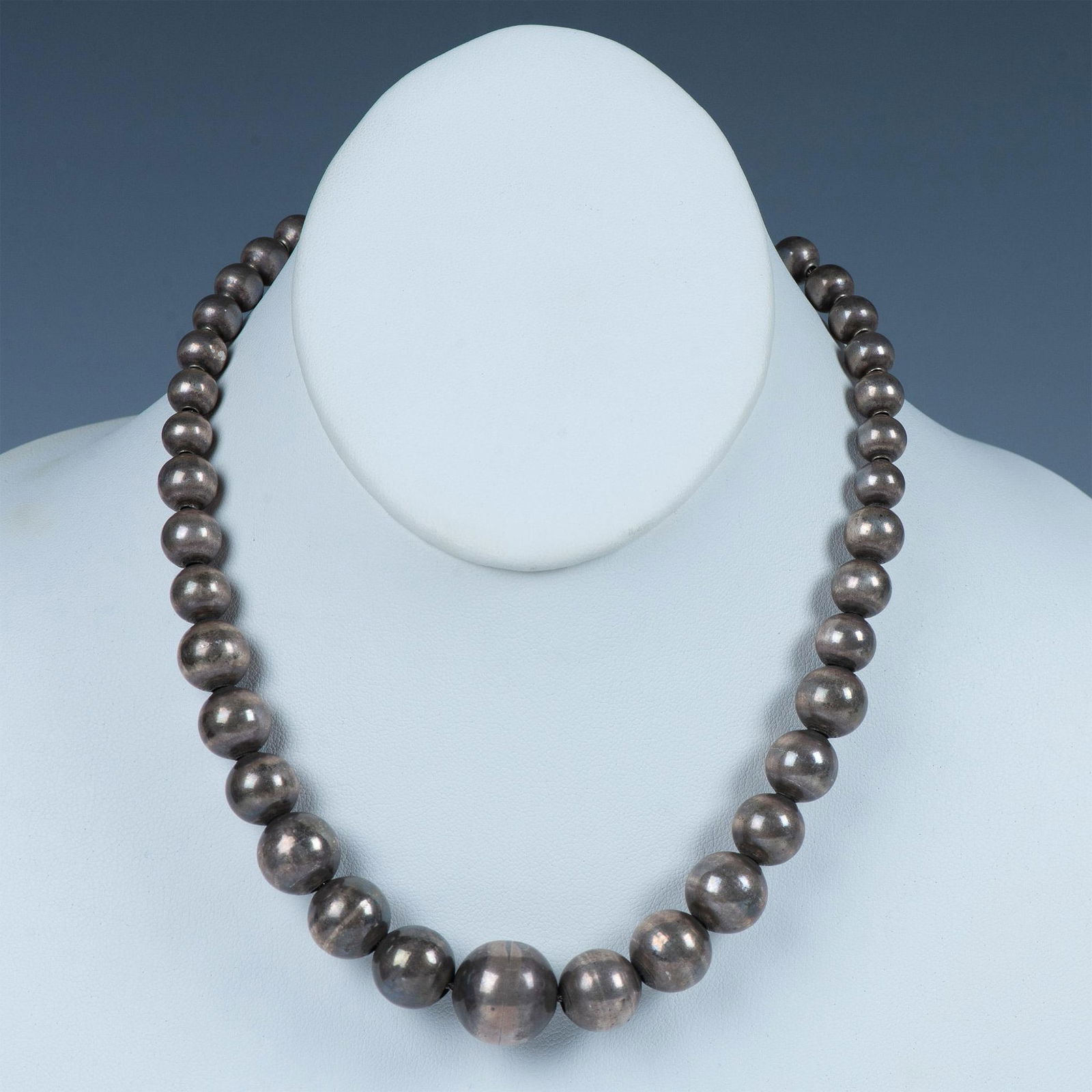 Simple Vintage Sterling Silver Bead Necklace (1 of 4)