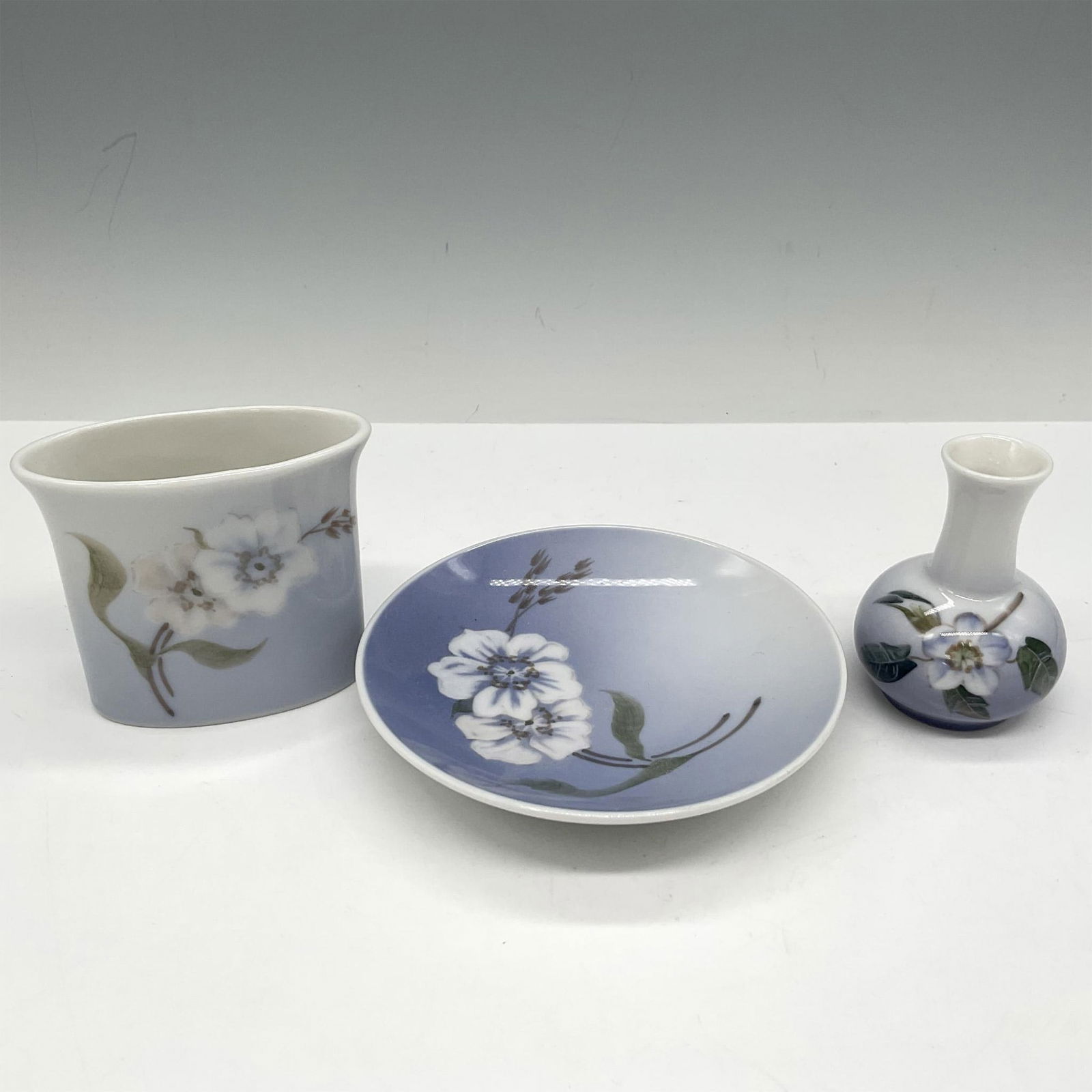 3pc Royal Copenhagen Porcelain Miniatures, Vases + Dish (1 of 3)