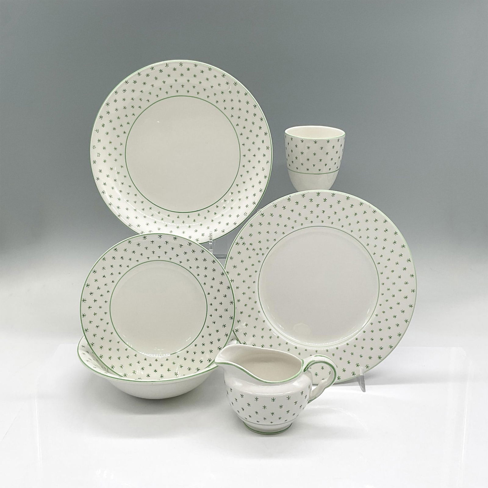 6pc Maddock Breakfast/Lunch Set, Green Pattern (1 of 8)