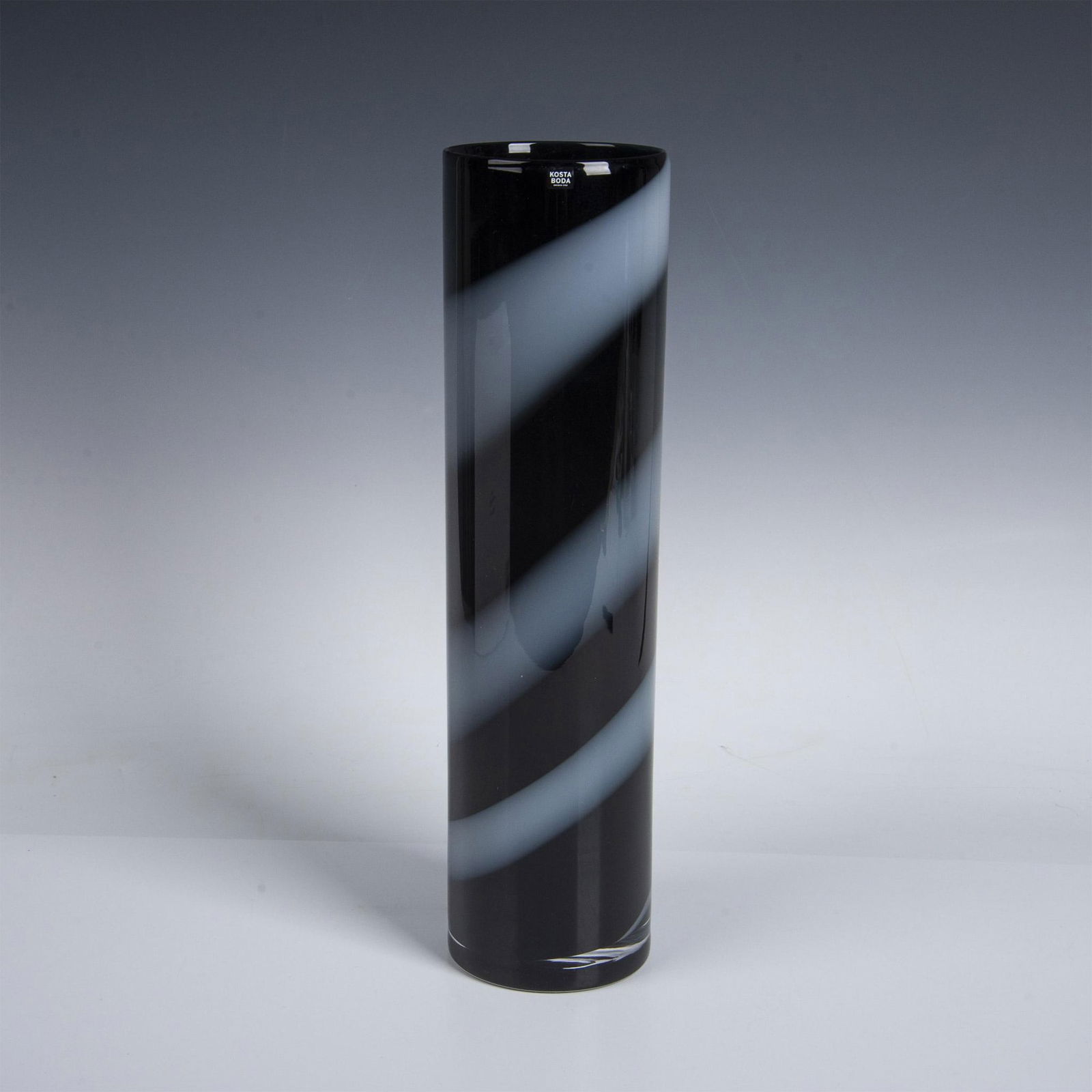 Kosta Boda by Anna Ehrner Glass Vase, Twist (1 of 8)