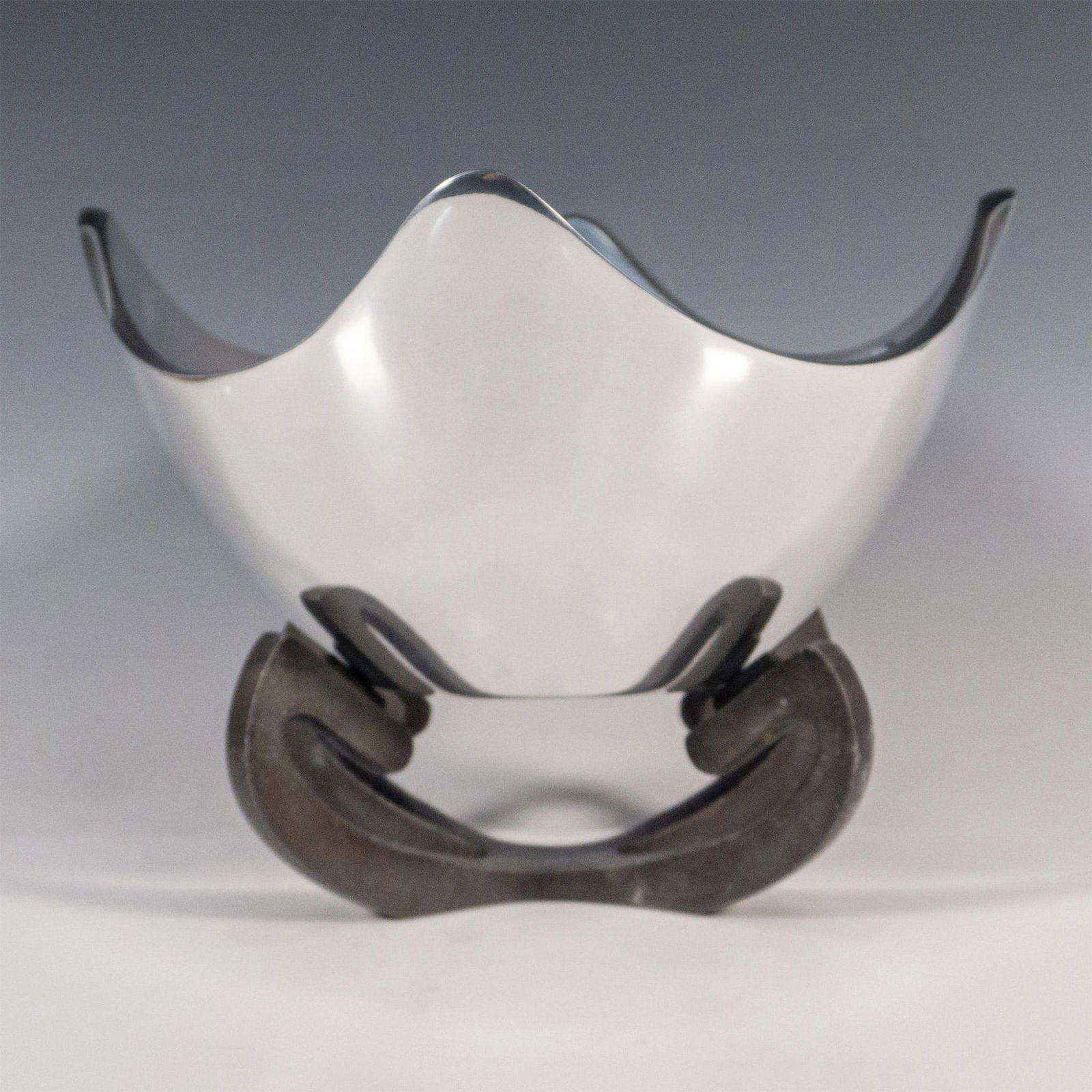 Nambe by Neil Cohen Bowl with Base, Anvil Scroll (1 of 6)