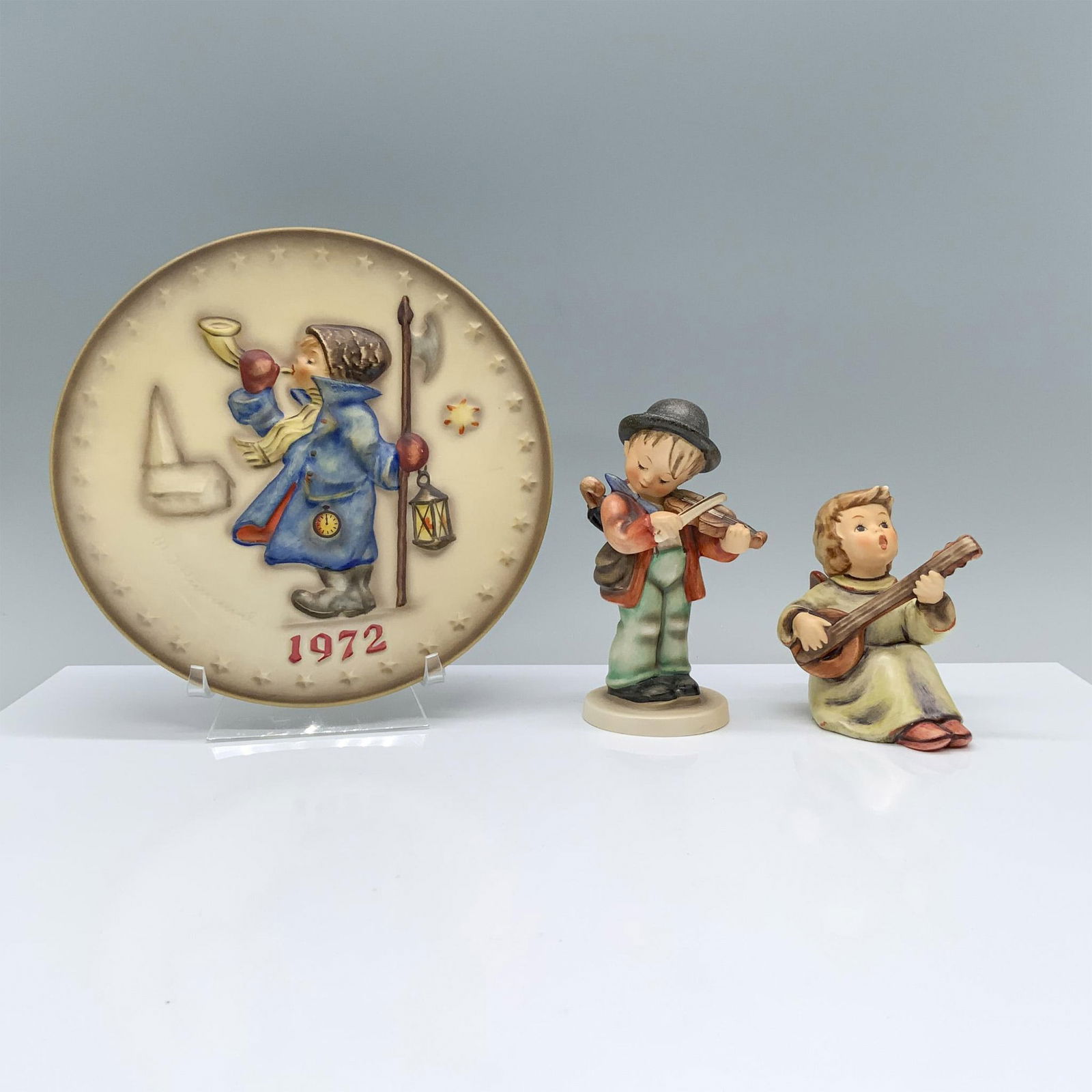 3pc Goebel Hummel Figurines and Plate (1 of 3)