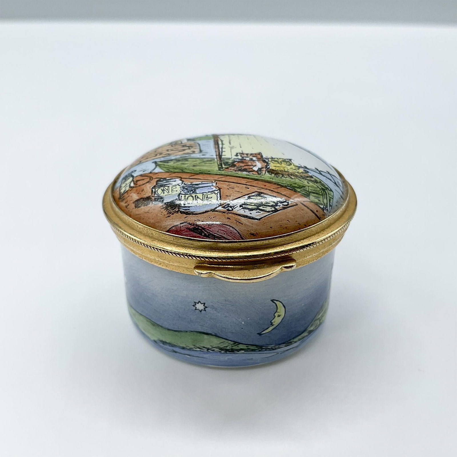Staffordshire Enamel Treasure box, Honey Money Cats (1 of 4)