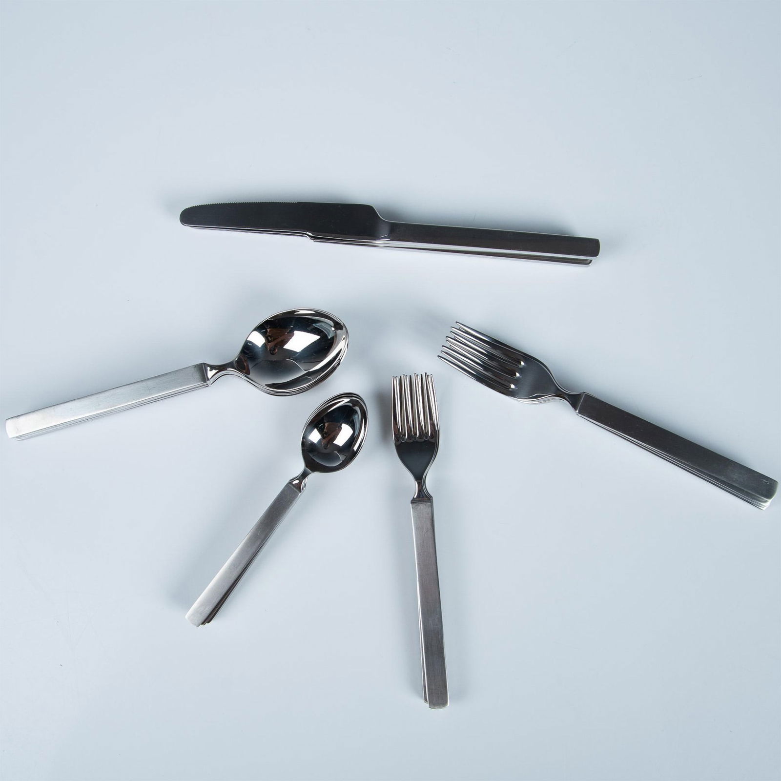 18pc Alessi Stainless Steel 18/10 Flatware, Inox (1 of 9)