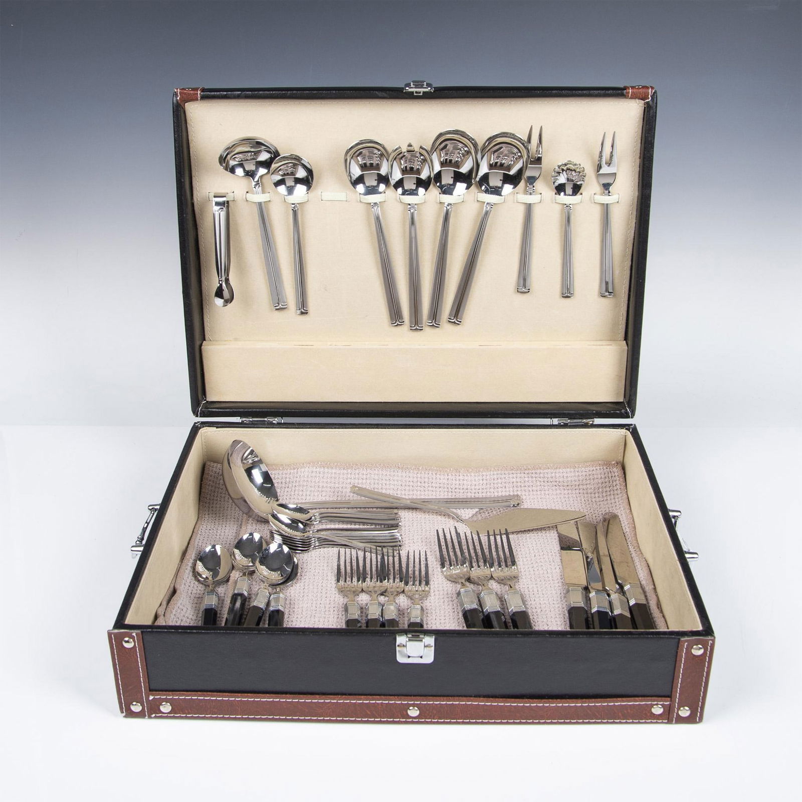 39pc Mikasa Flatware + Stokes Serving Utensils (1 of 7)