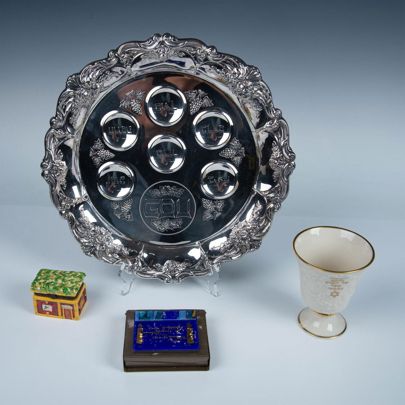 4pc Judaica Grouping (1 of 6)