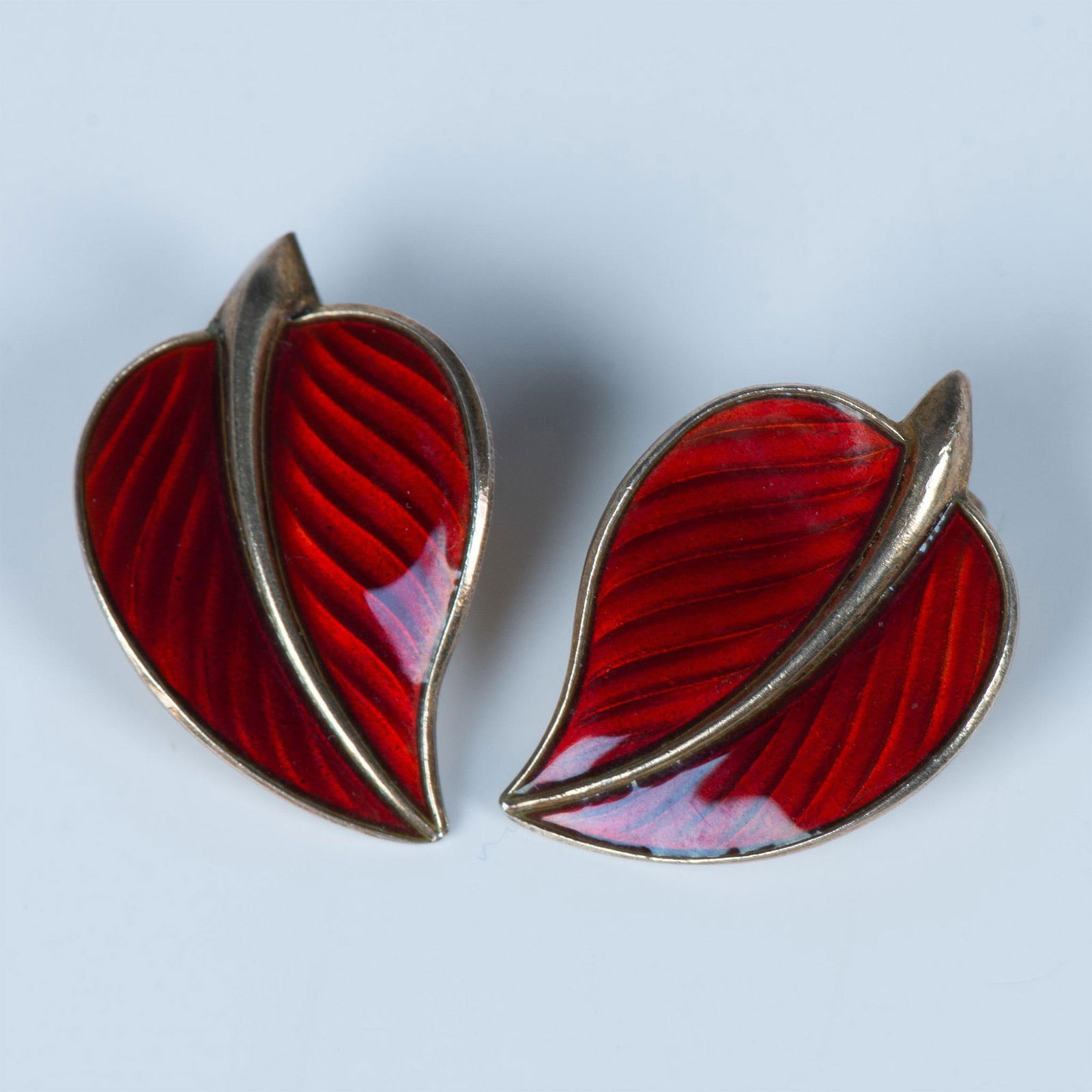 Stunning Norwegian Sterling & Red Enamel Leaf Clip Earrings (1 of 5)